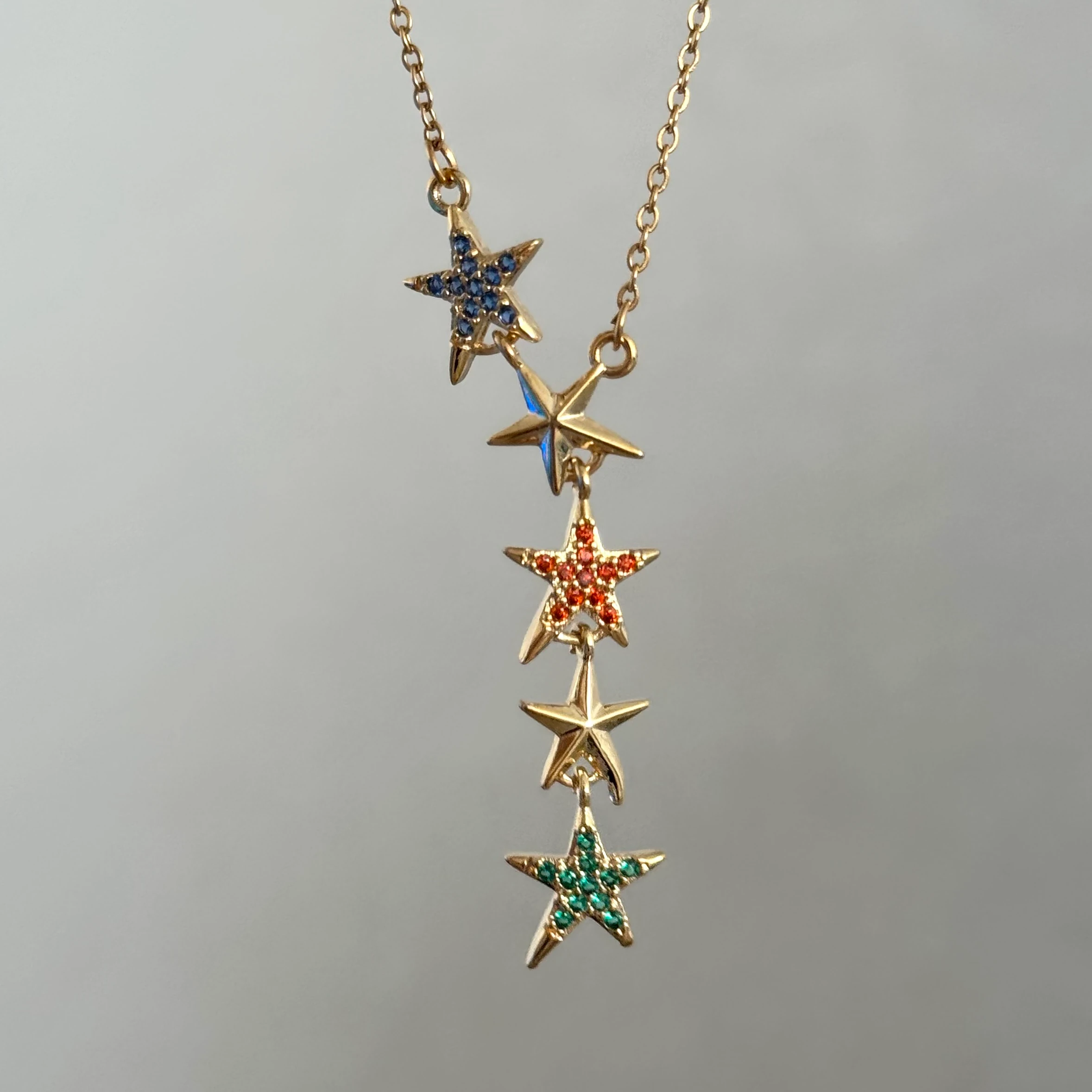 Çelik | Gold Renkli yıldızlar kolye 