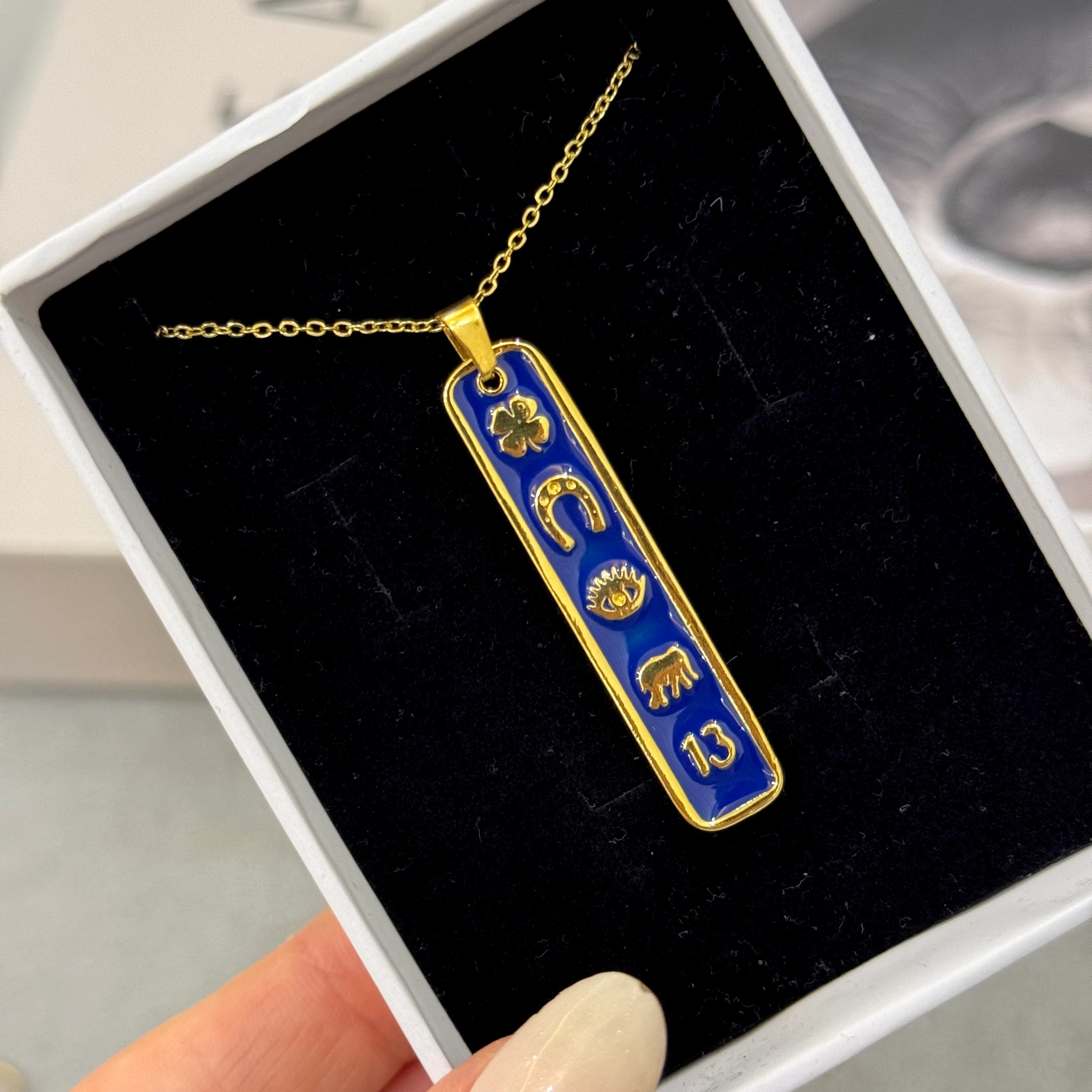 Çelik şans plaka kolye 