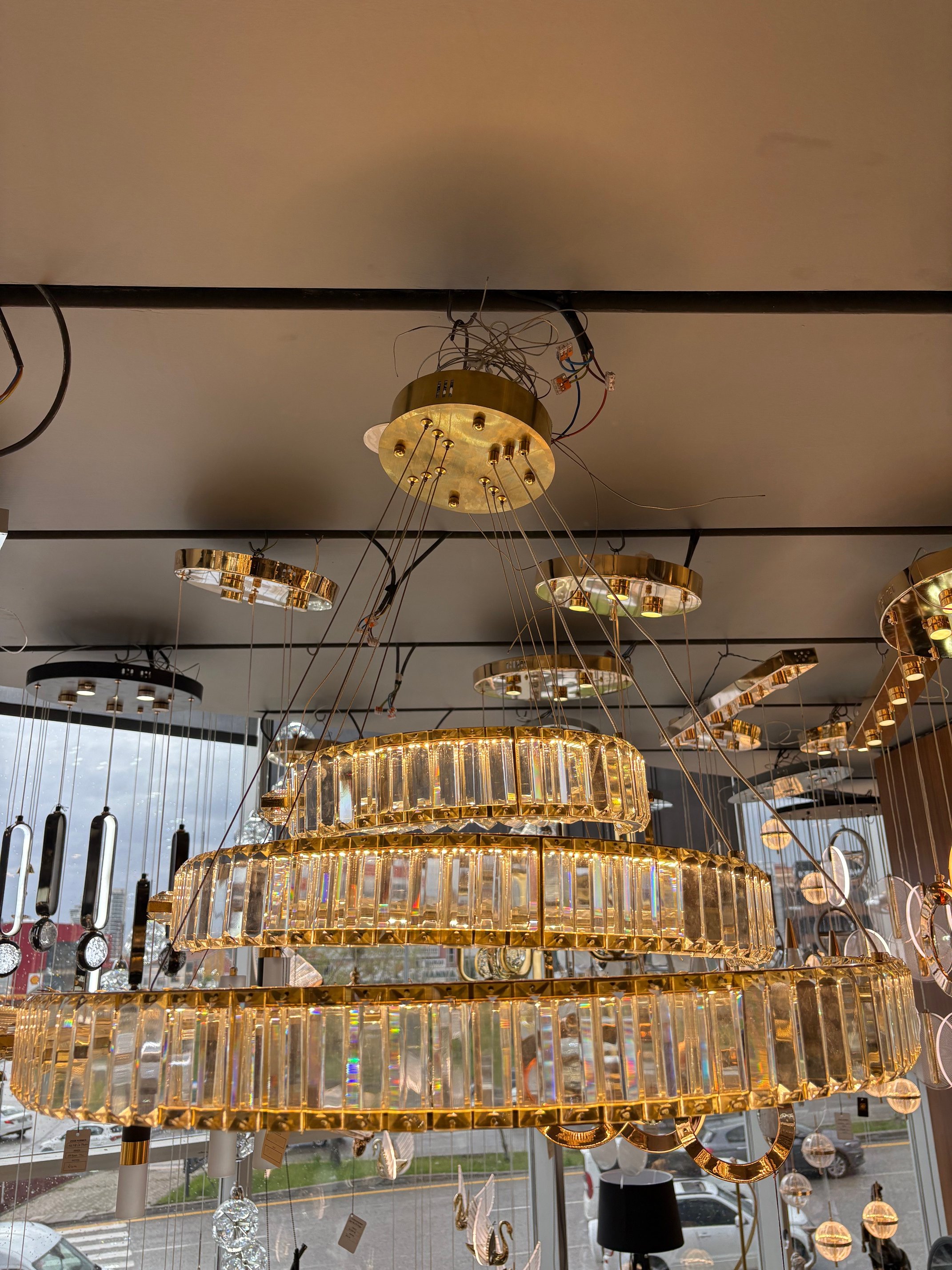 Celestial Shine Luxury Sarkıt Üçlü Modern Taşlı Led Avize