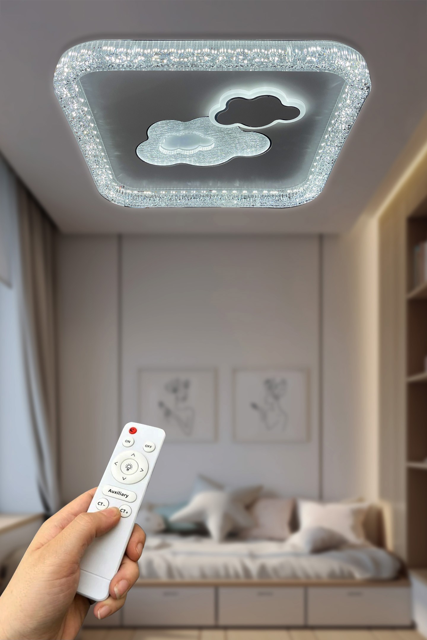 Salvadar Kare Plafonyer Kumandalı Led Avize