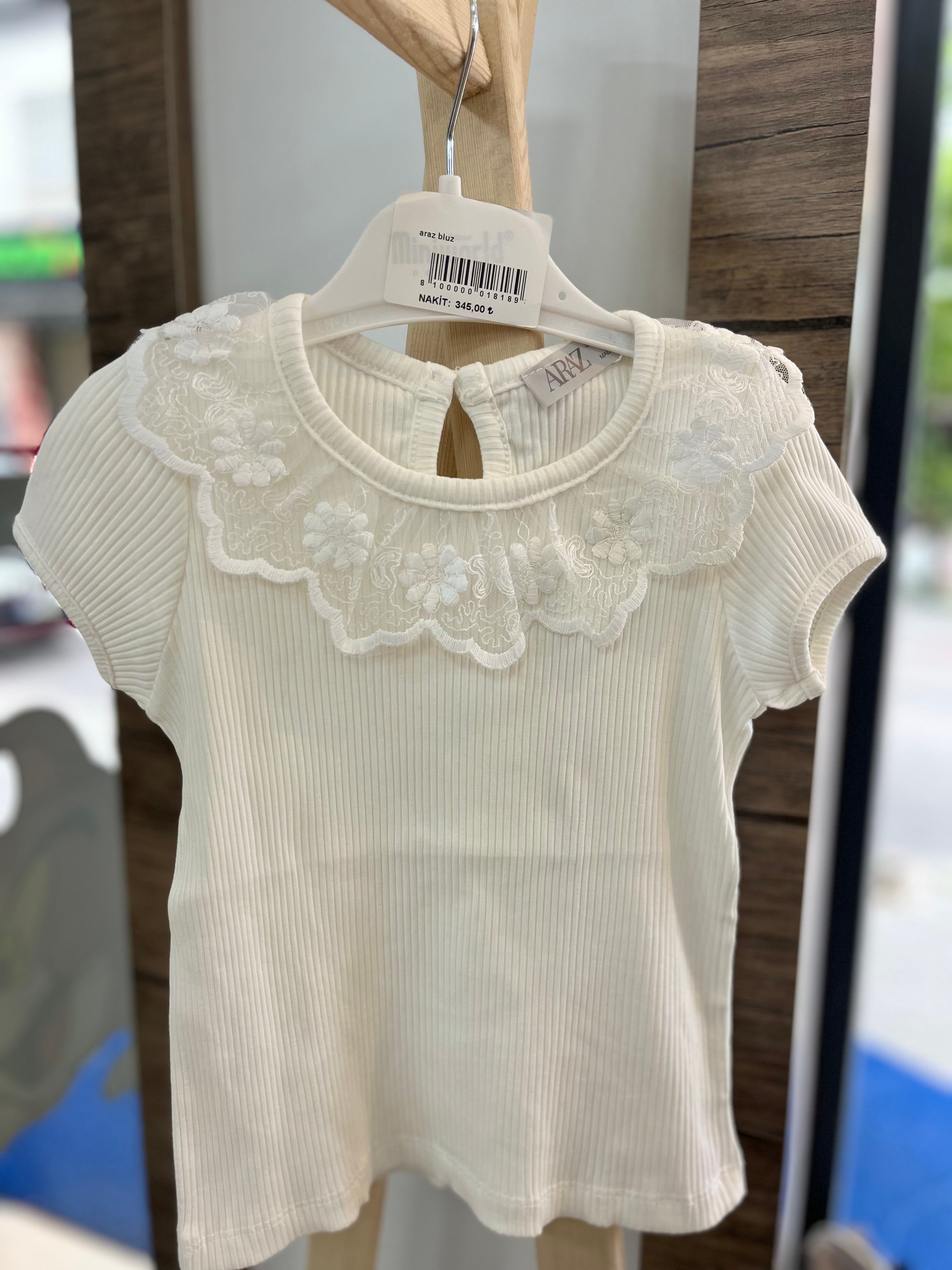 dantel yaka t-shirt