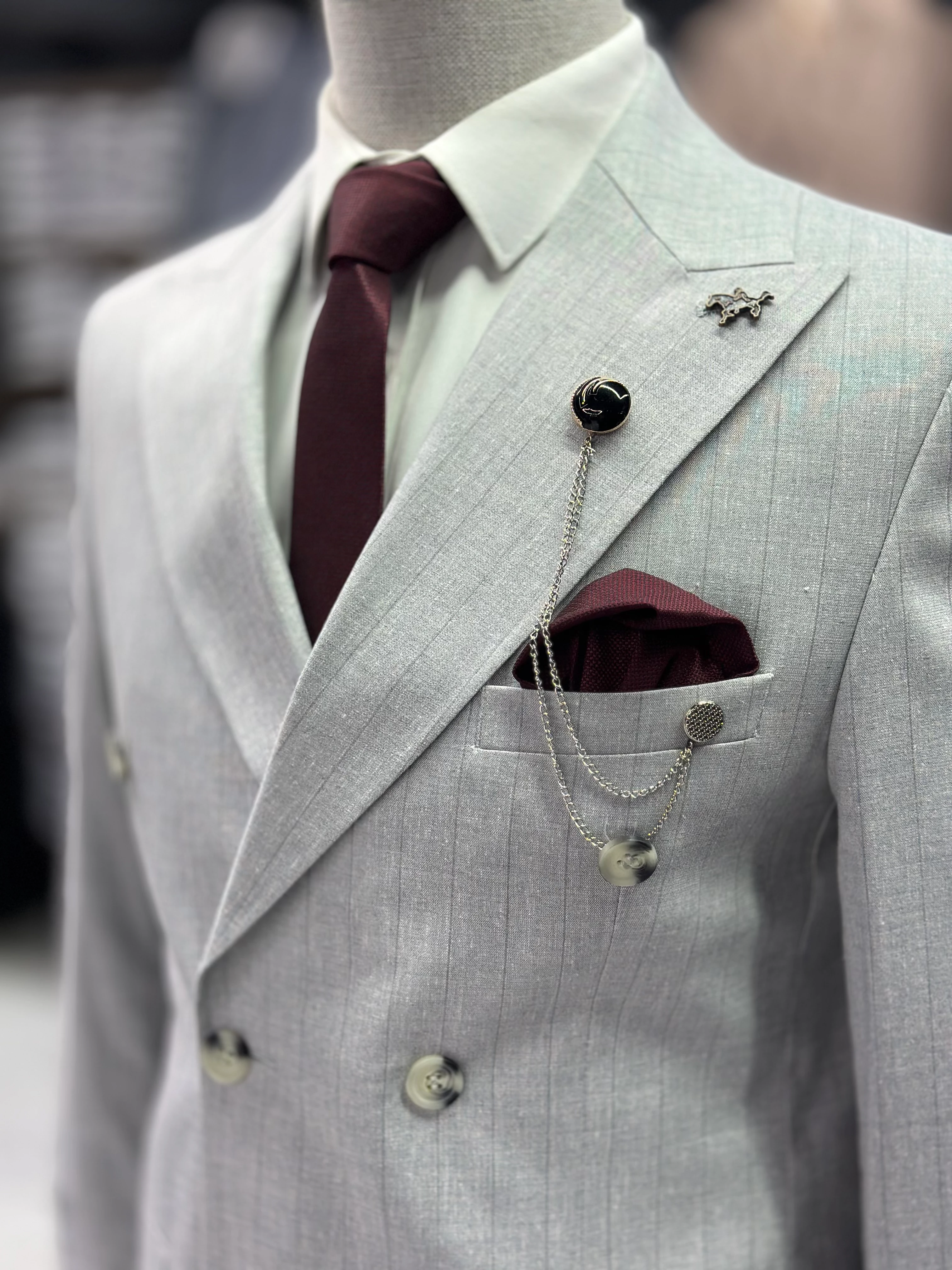 Çizgili Toka Detaylı Kruvaze Takım Elbise 