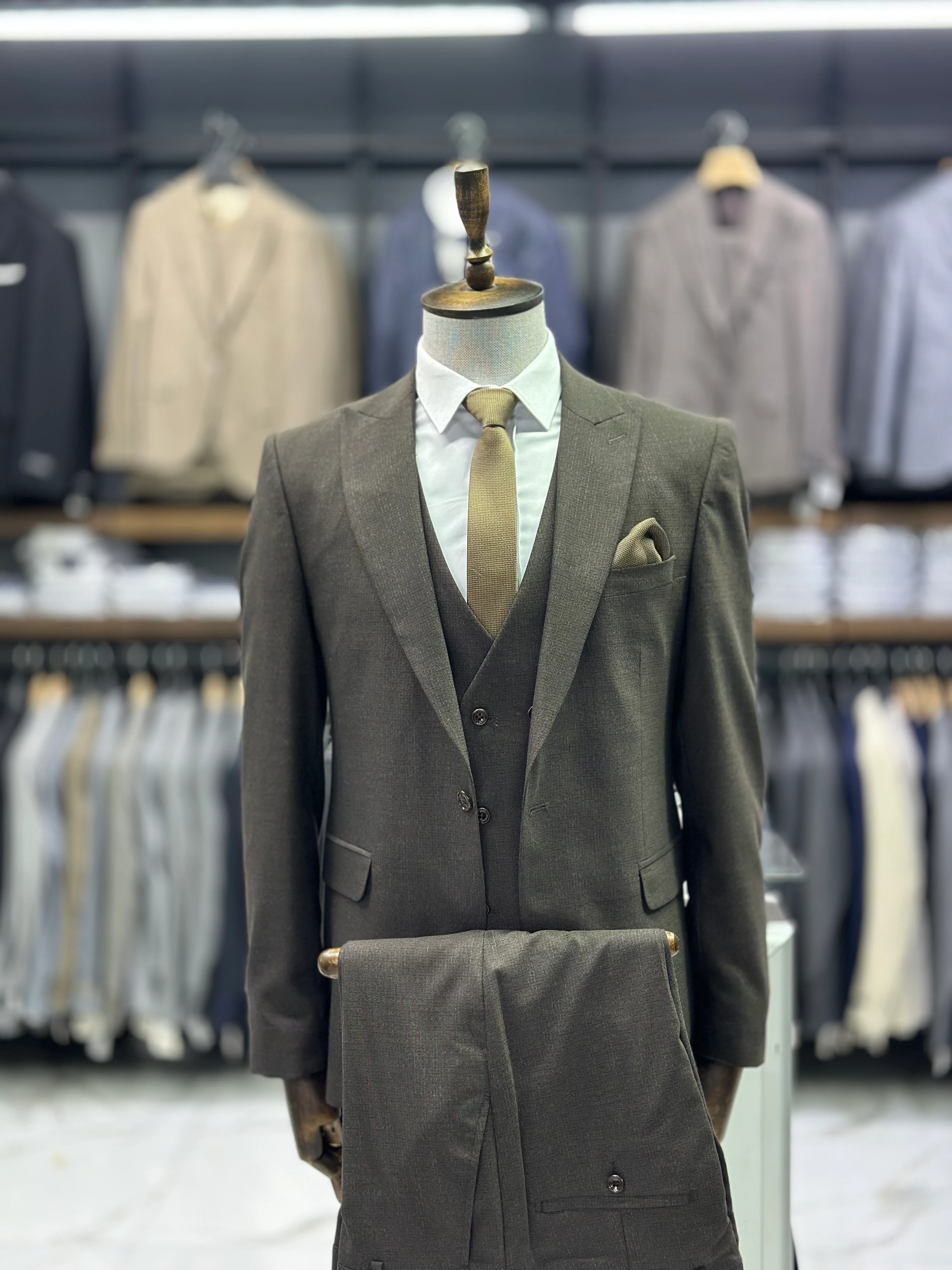 Desenli Yelekli Takım Elbise