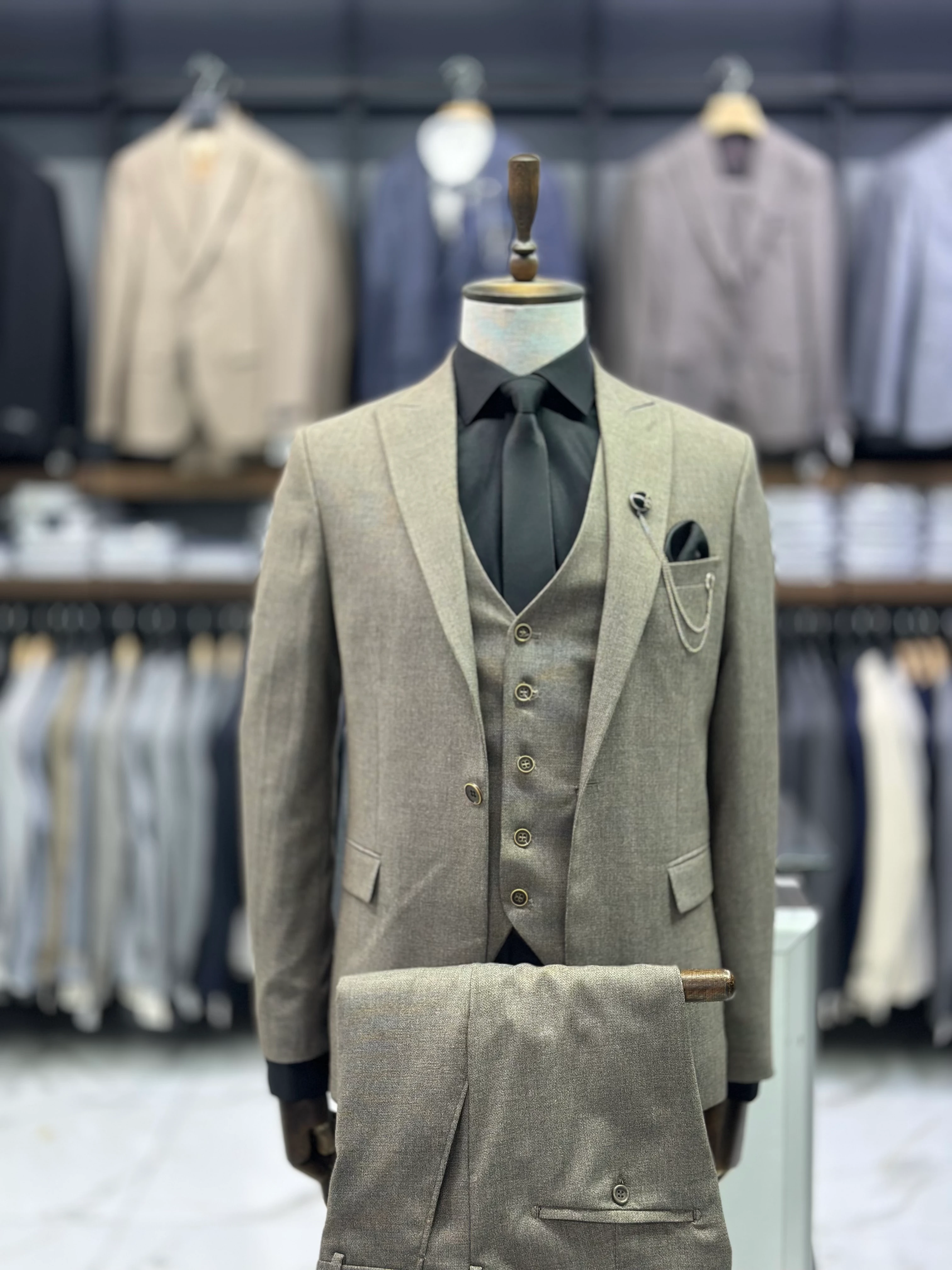 Desenli Yelekli Takım Elbise 