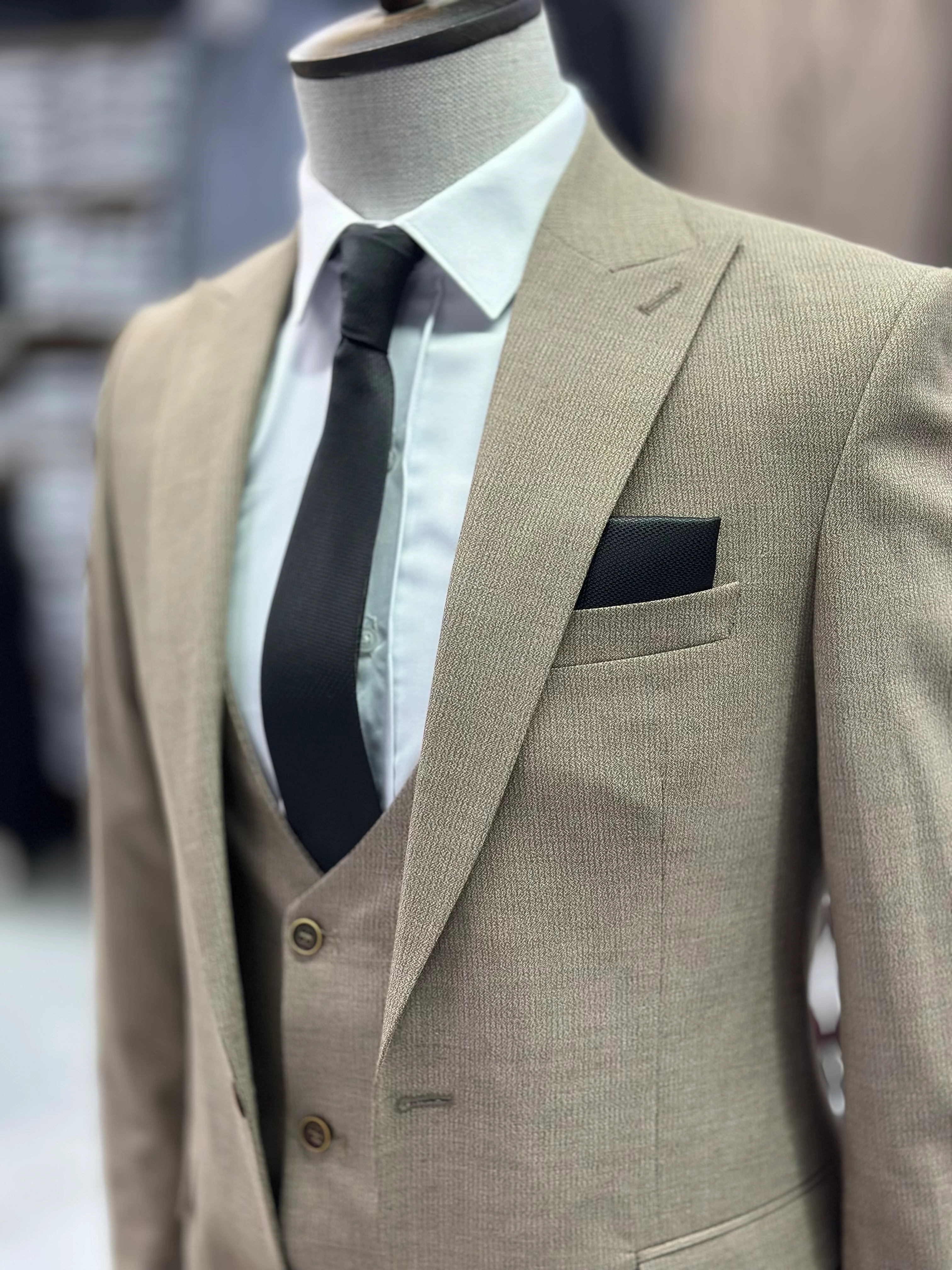 Desenli Yelekli Takım Elbise ĞL97JH