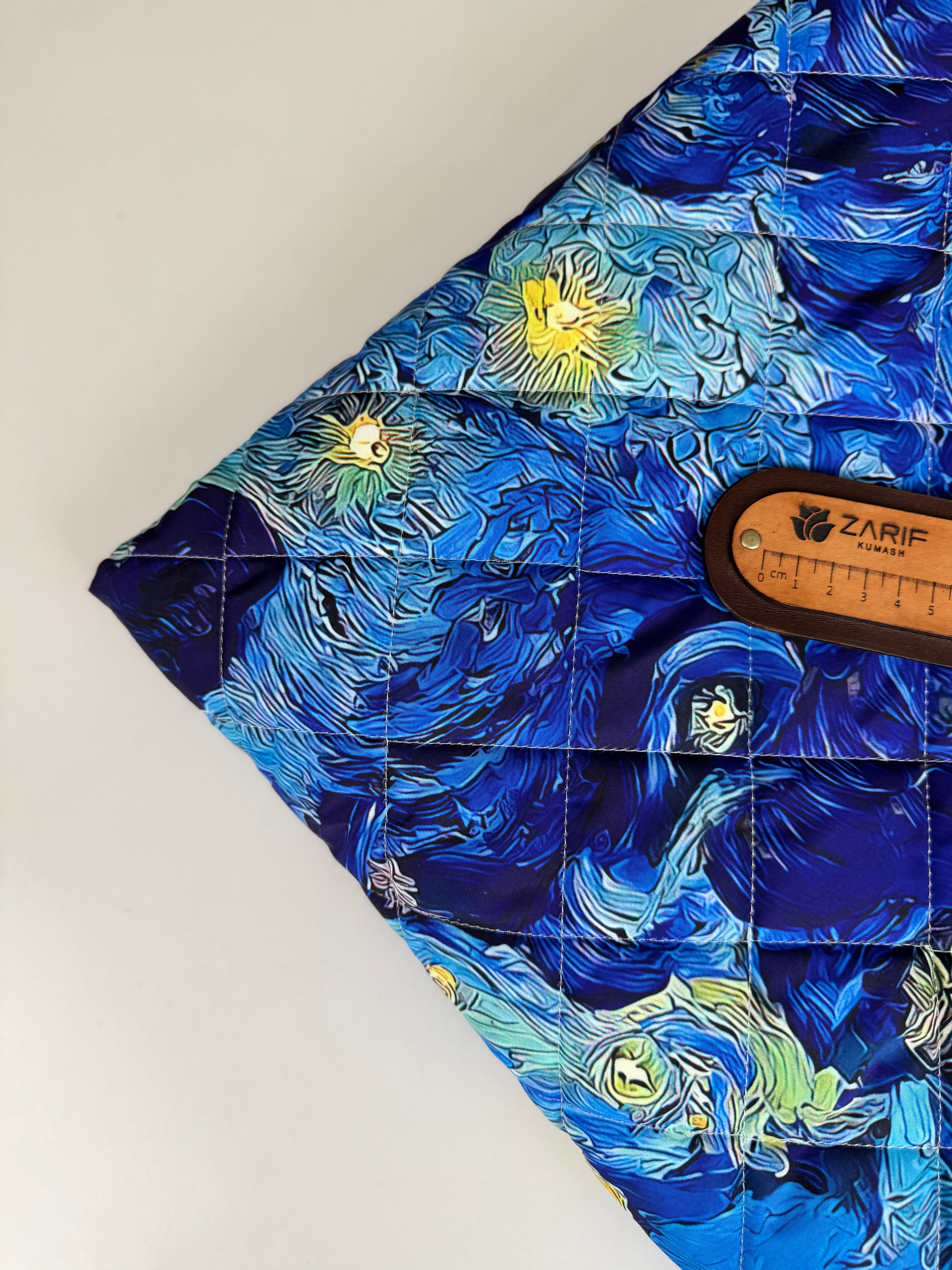 Van Gogh Su Geçirmez Kapitone Kumaş