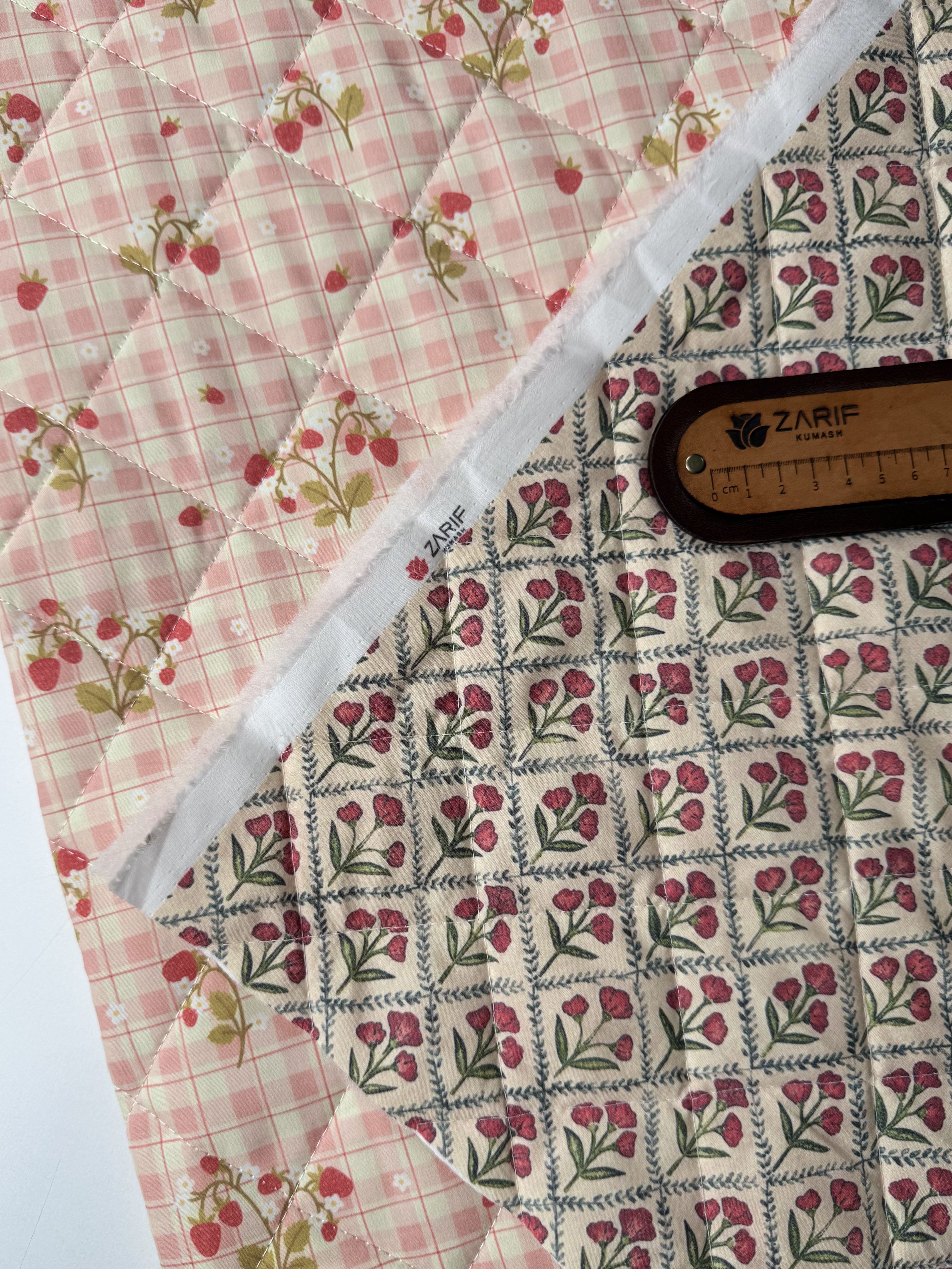 Pötikare Çilek / Nevin Çift Taraflı Poplin Kapitone