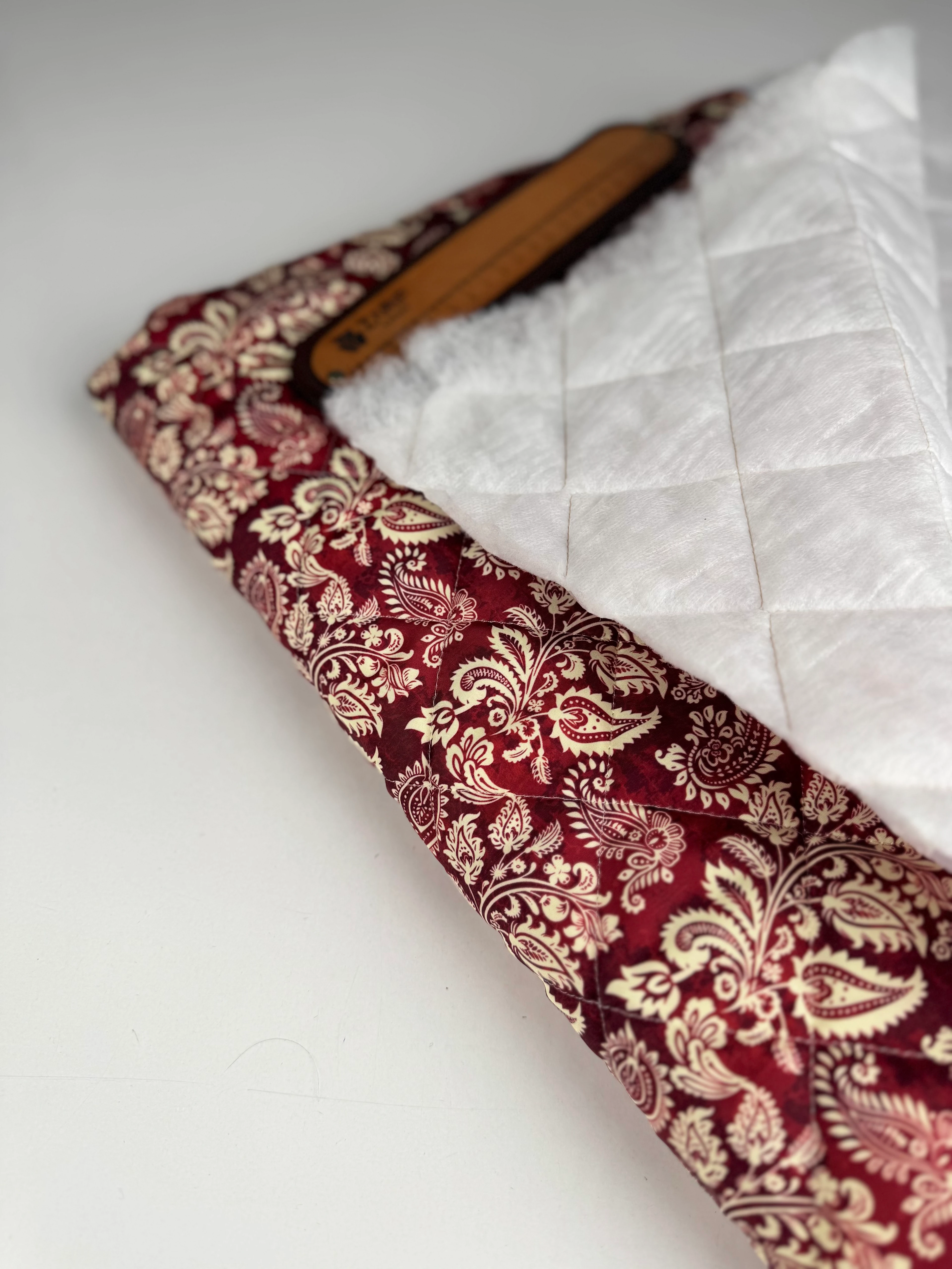 Geleneksel Su Geçirmez Kapitone Kumaş