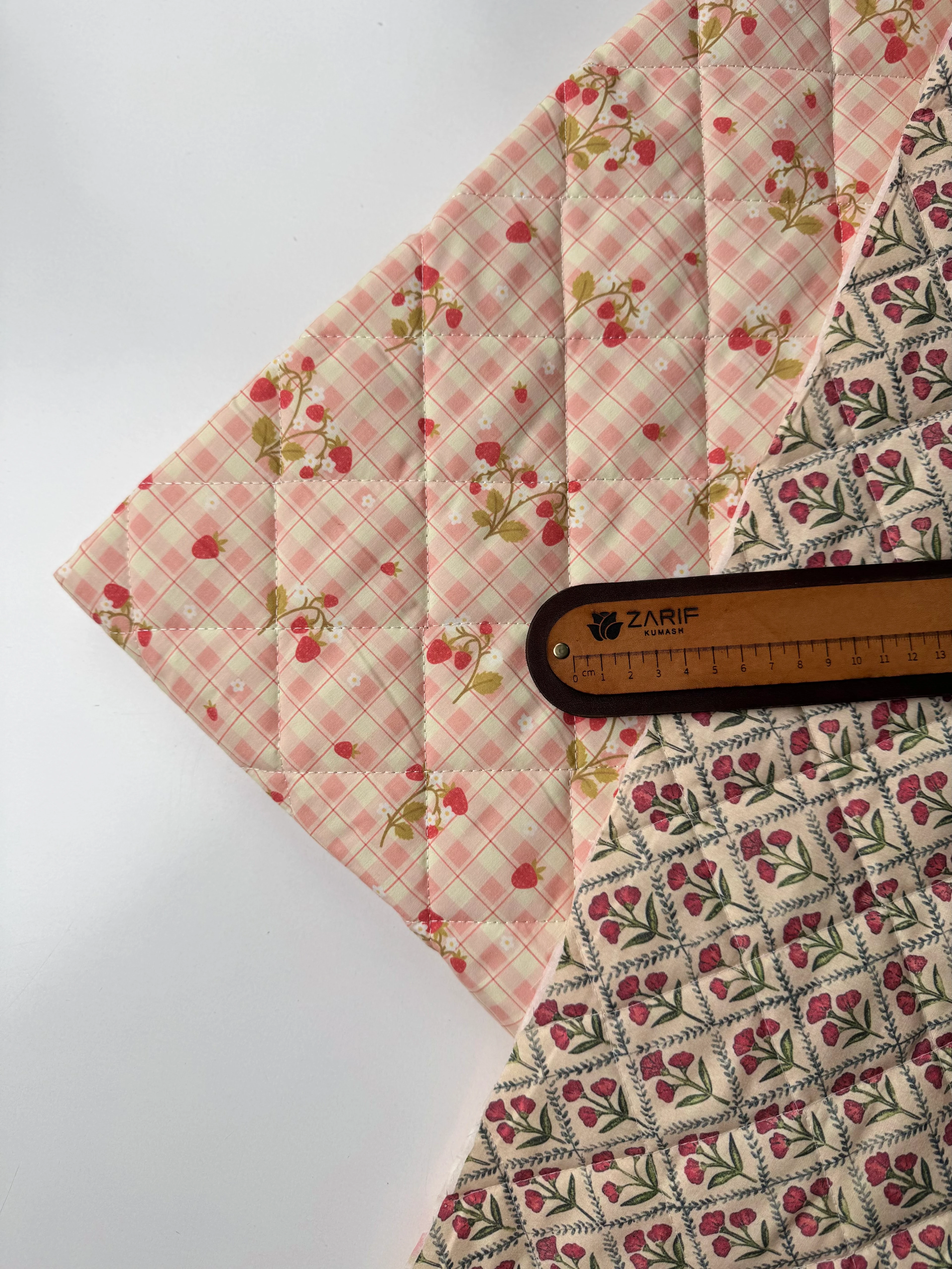 Pötikare Çilek / Nevin Çift Taraflı Poplin Kapitone