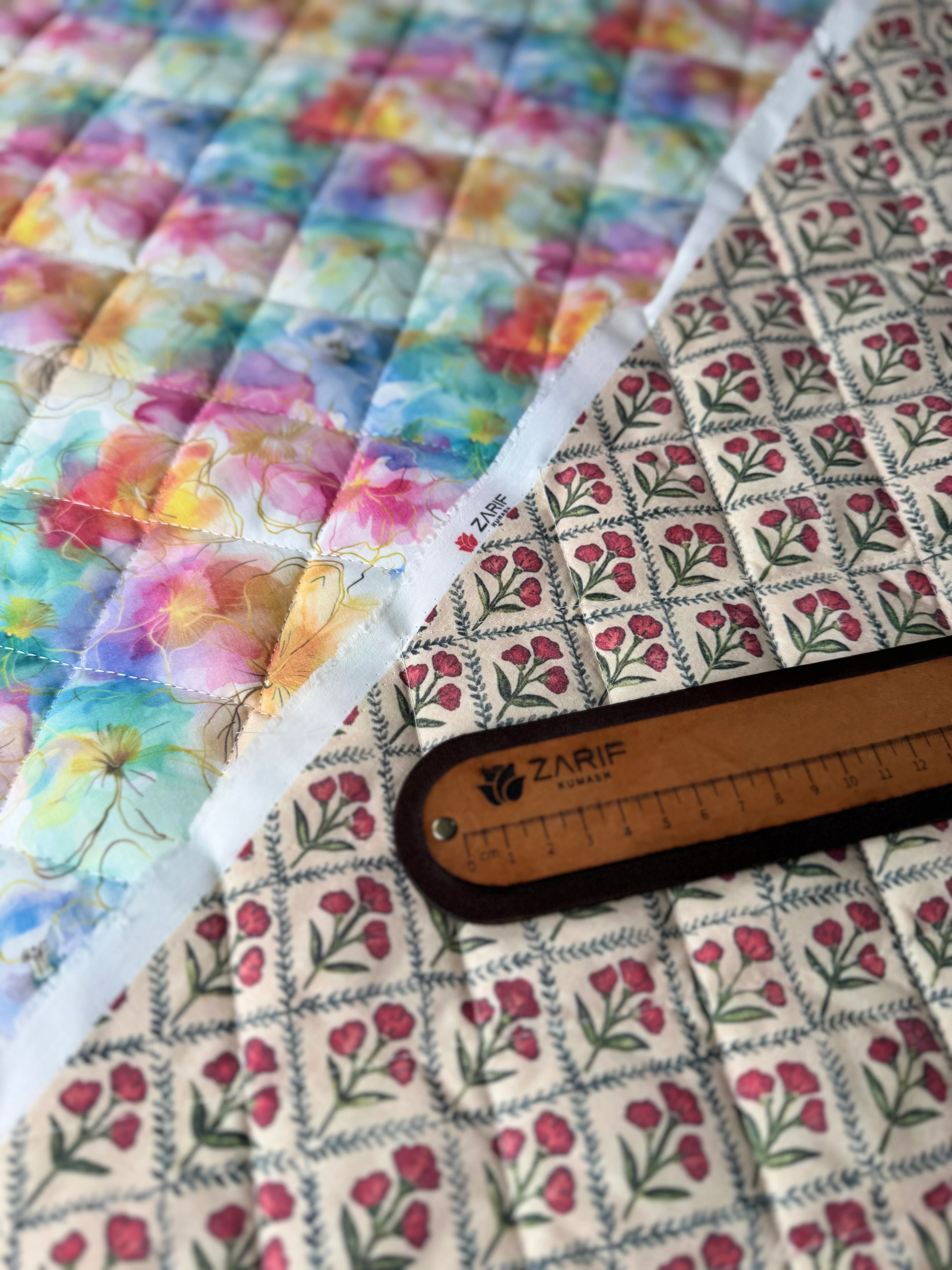 Golden Flower / Nevin Poplin Kapitone