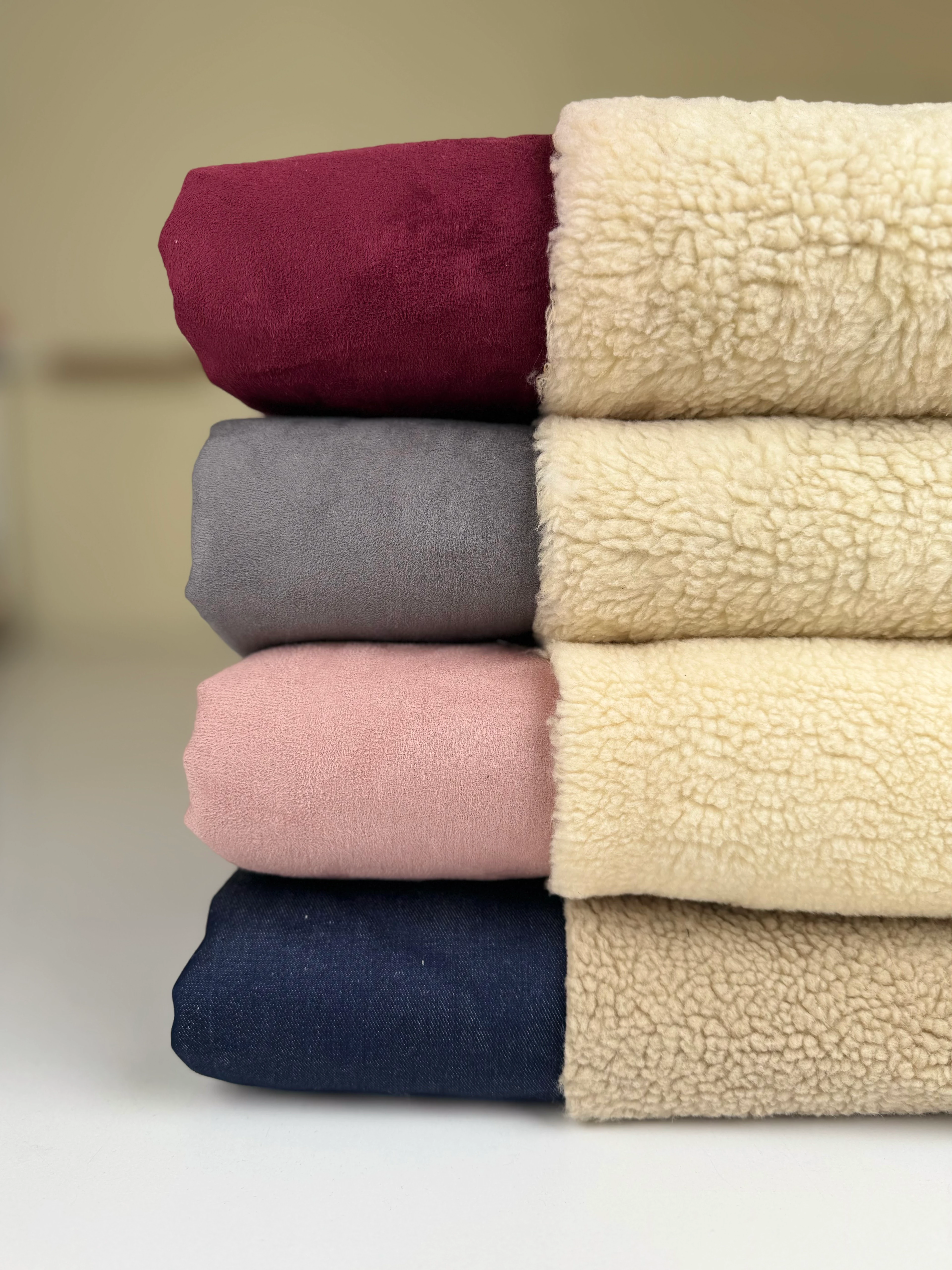 150x190cm Parça Kumaş Toz Pembe Kuzu Peluş/Süet