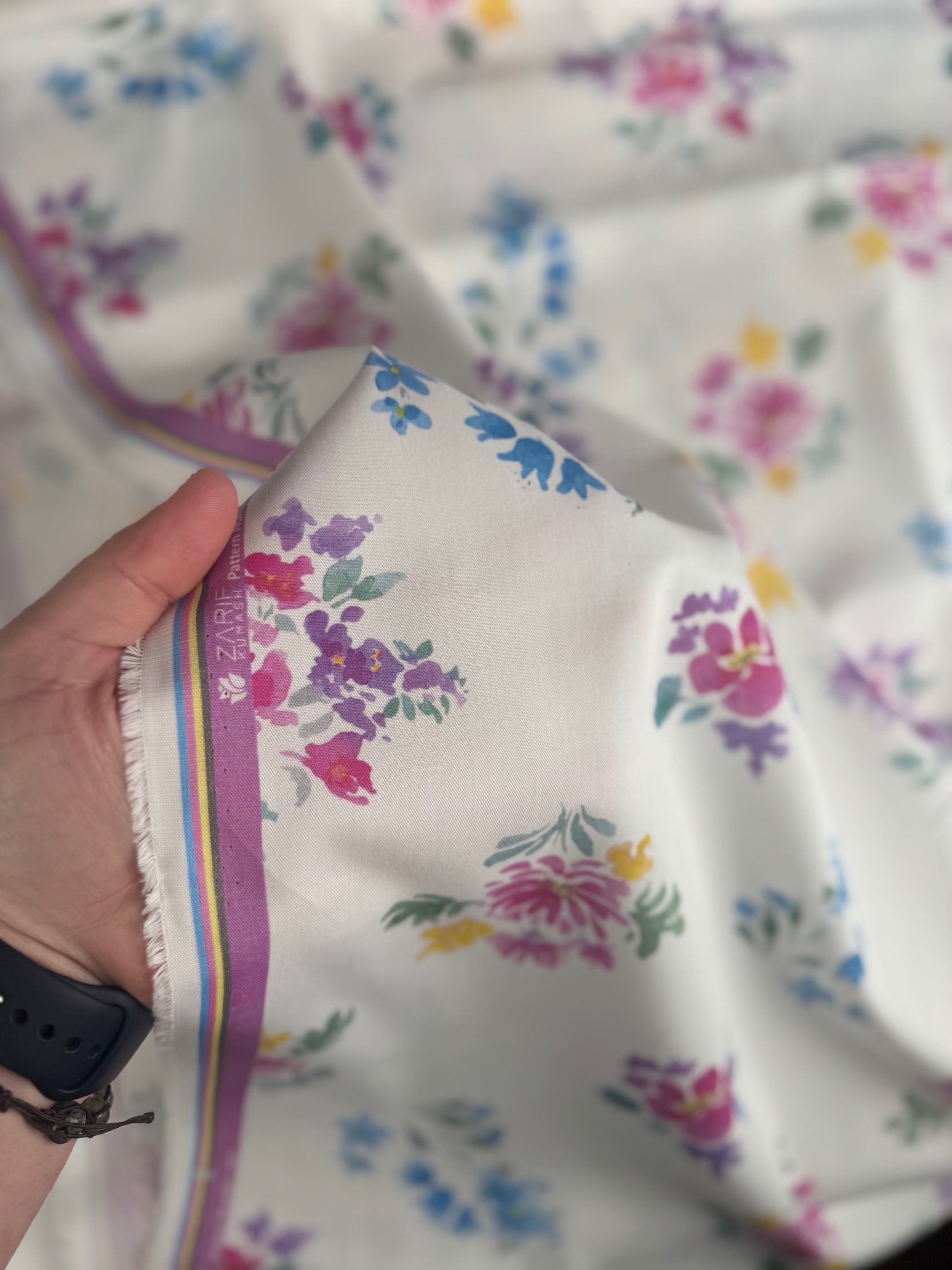 Taksim in Bloom Poplin