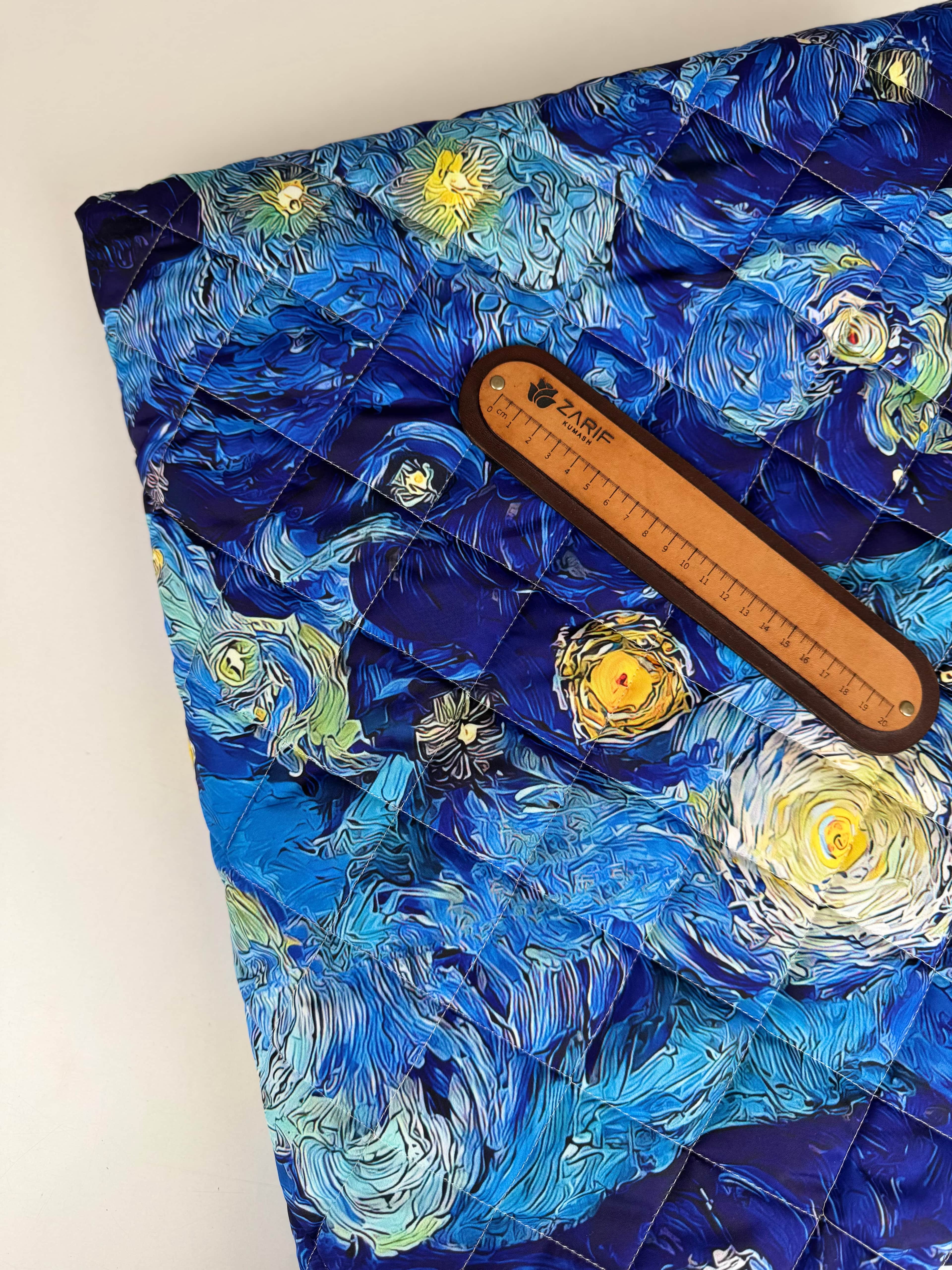 Van Gogh Su Geçirmez Kapitone Kumaş