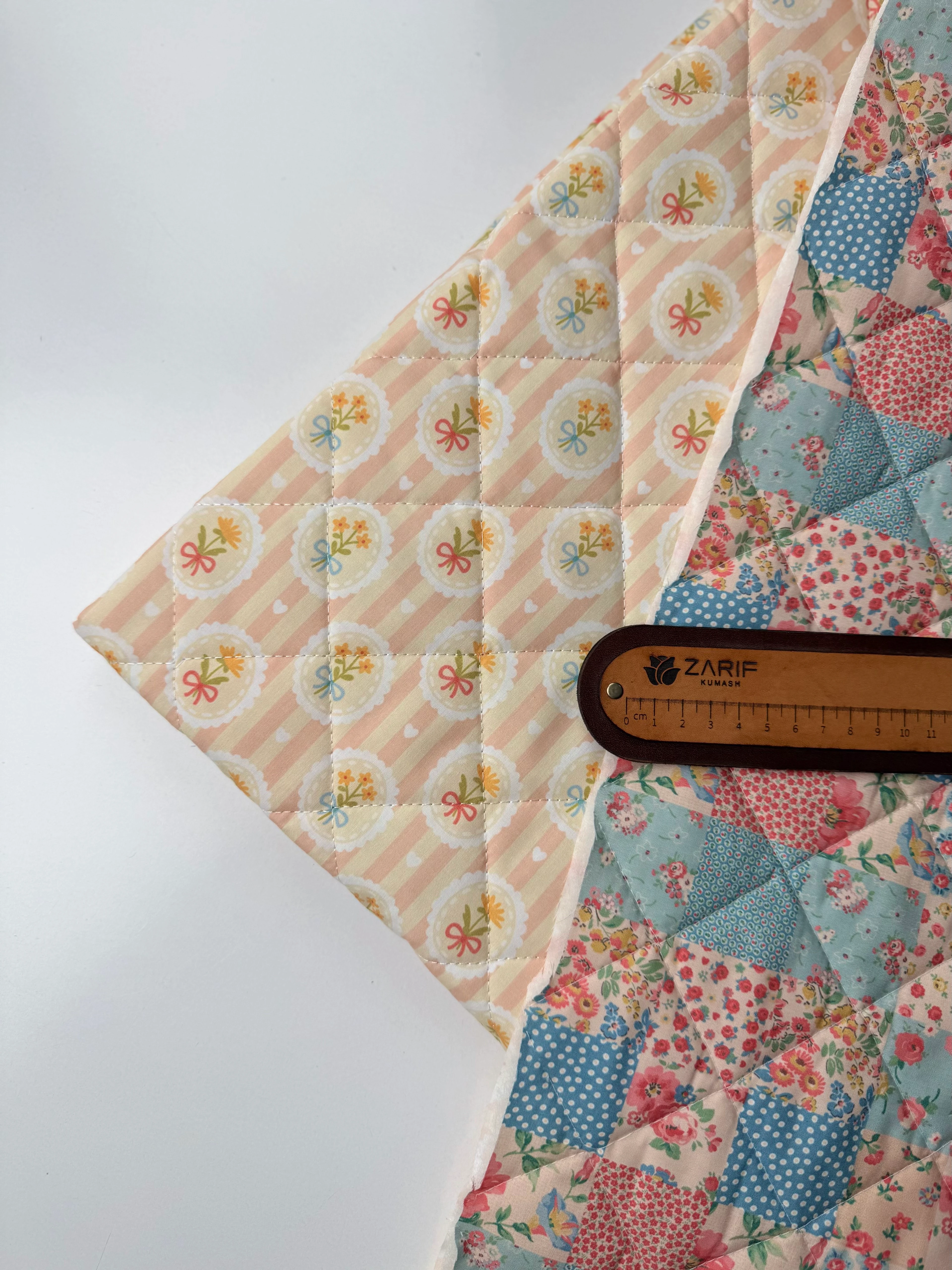 Vintage Buket / Vintage Kırkyama Çift Taraflı Poplin Kapitone