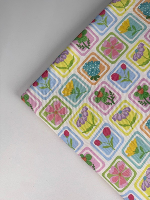 Pastel Çiçekler Puantiye Poplin