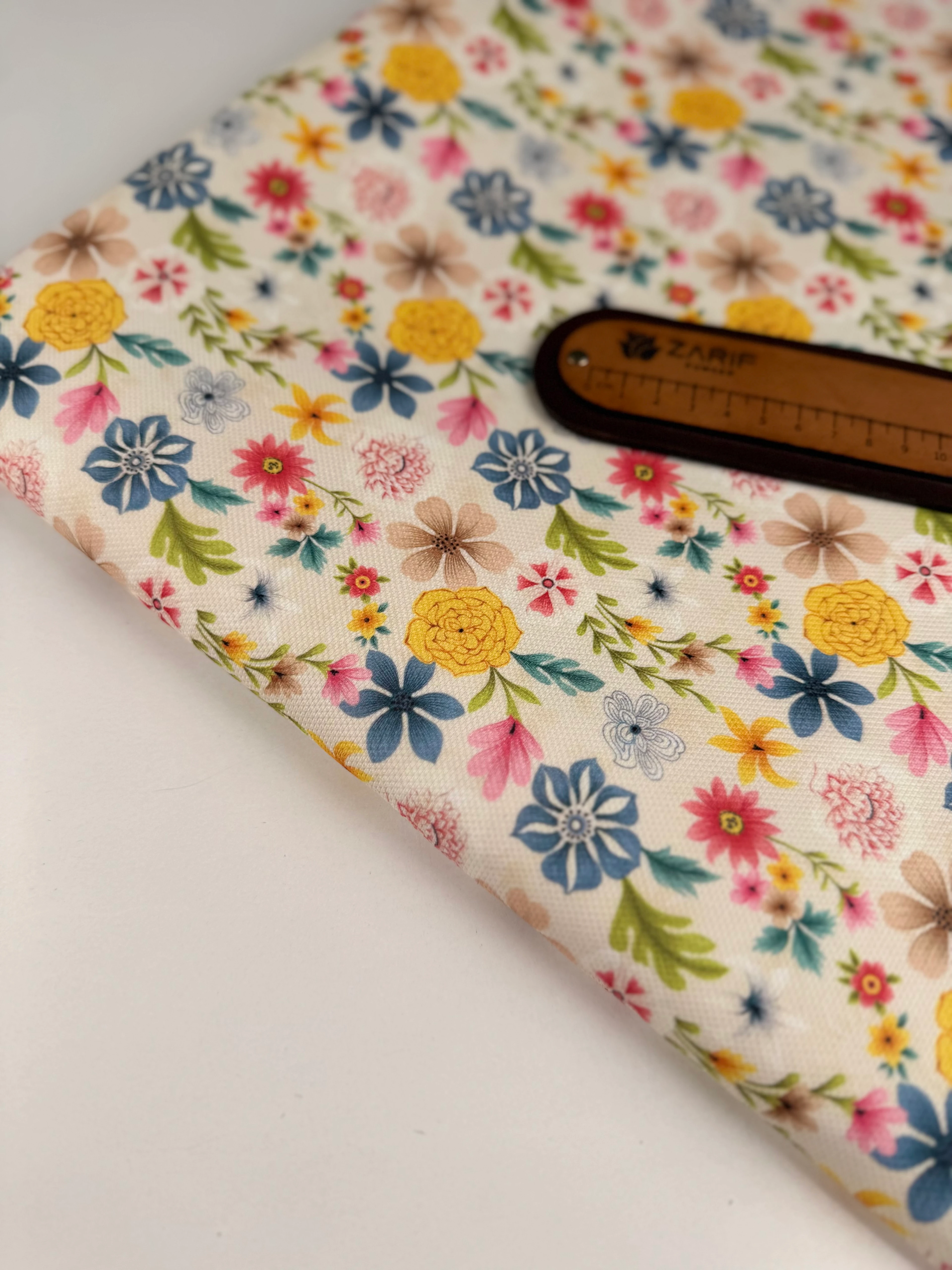 140x165 Petek Duck Kumaş - Parça Kumaş