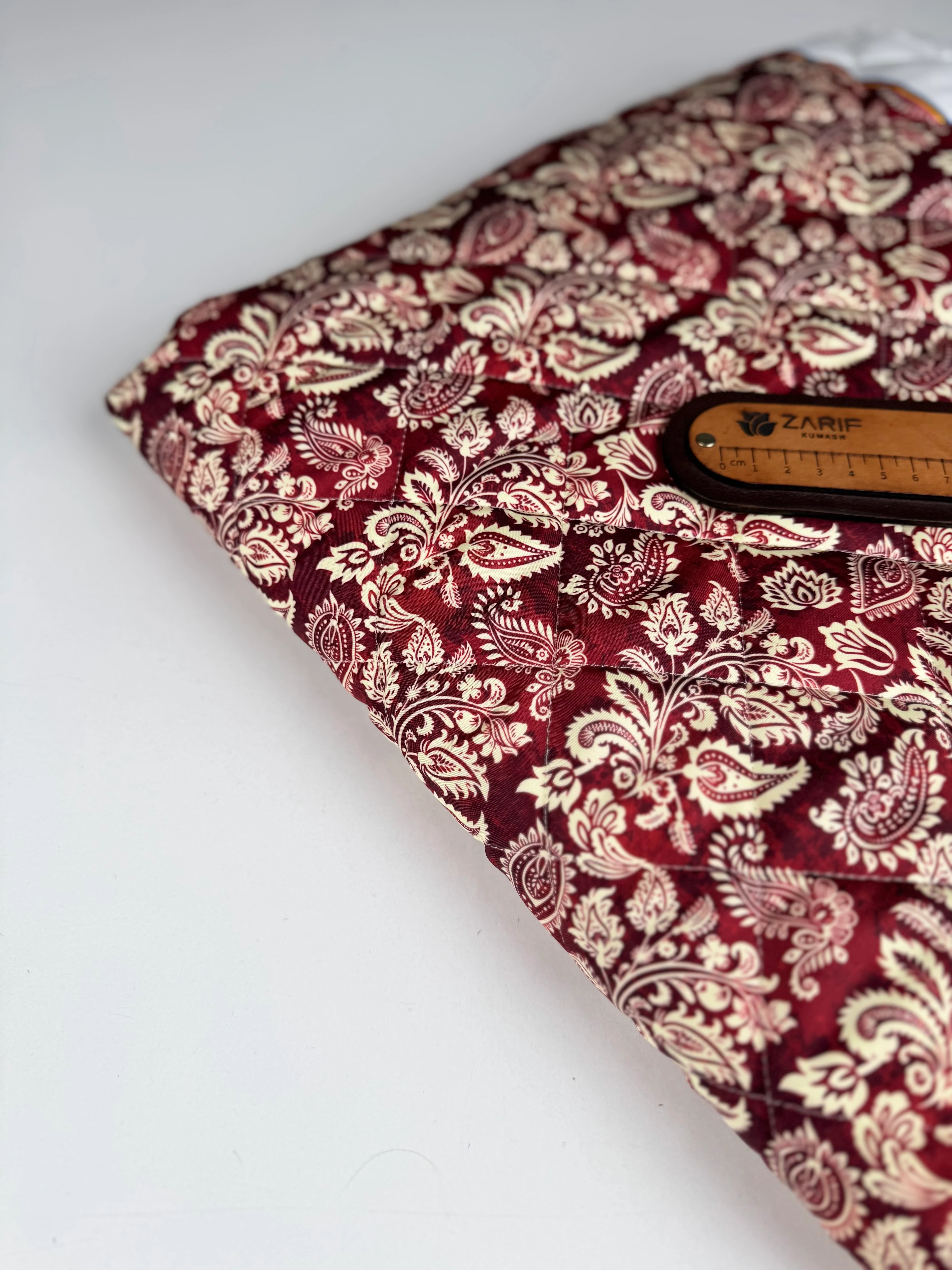 Geleneksel Su Geçirmez Kapitone Kumaş