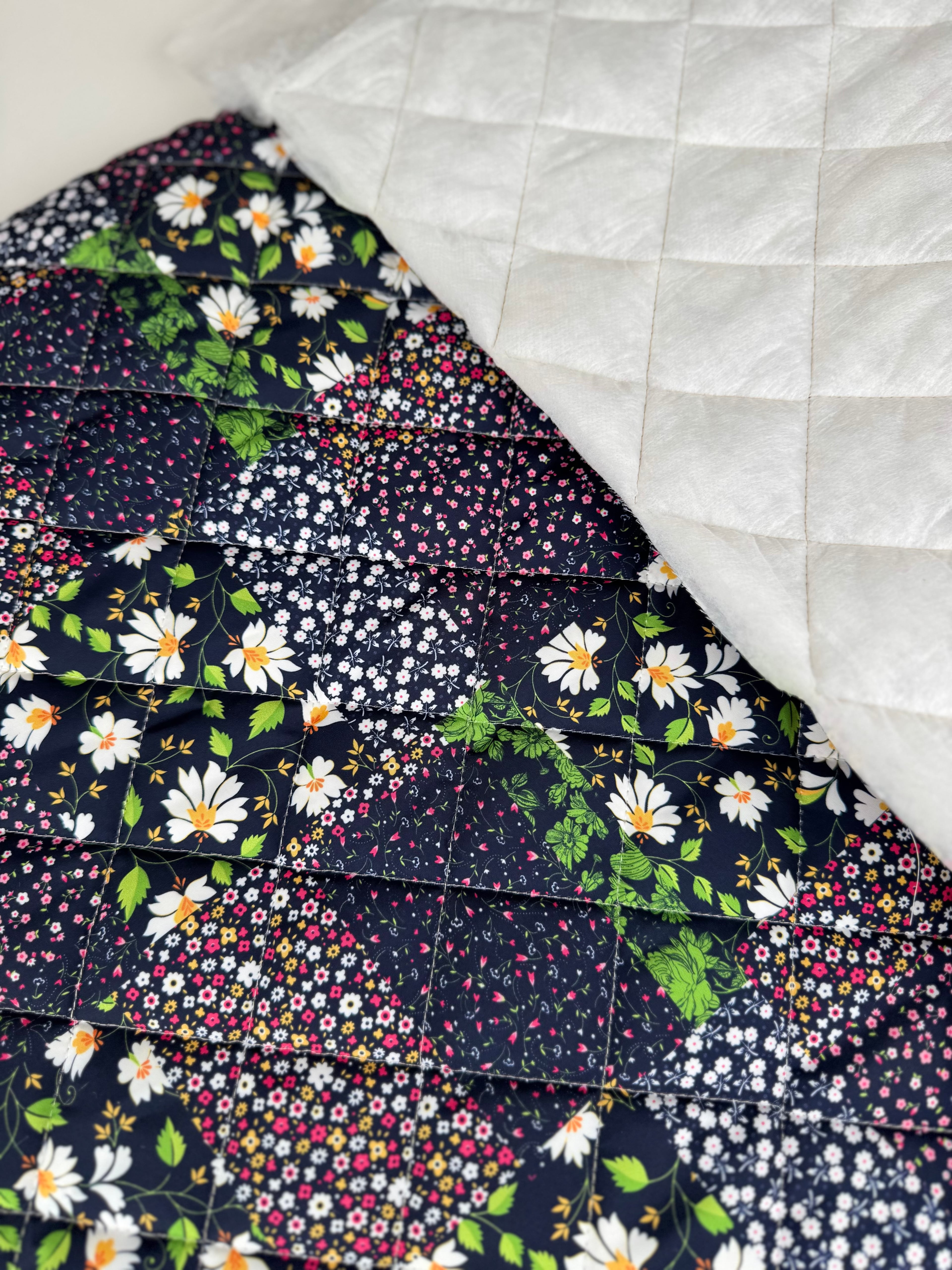 Patchwork Daisy Su Geçirmez Kapitone Kumaş