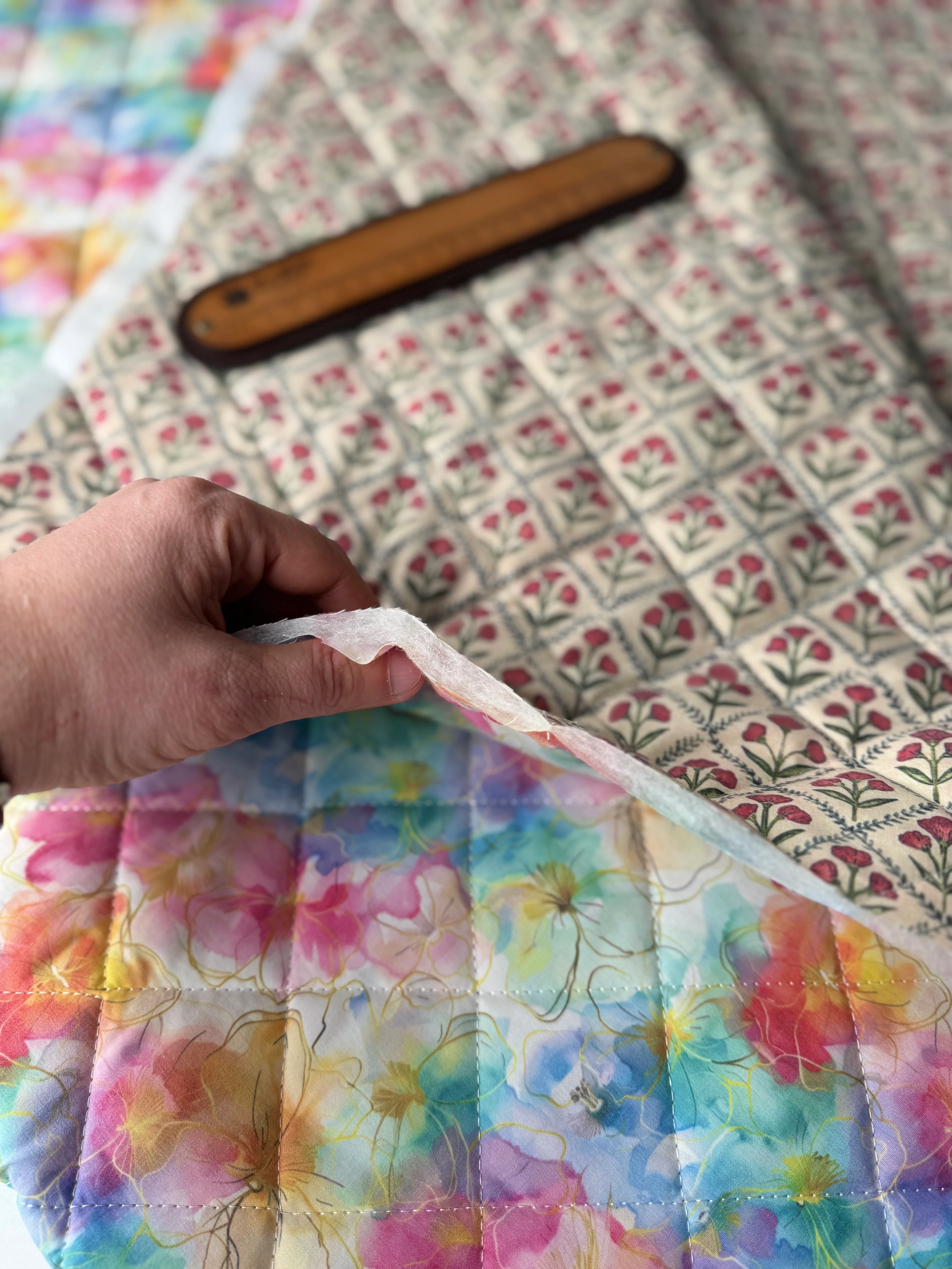 Golden Flower / Nevin Poplin Kapitone