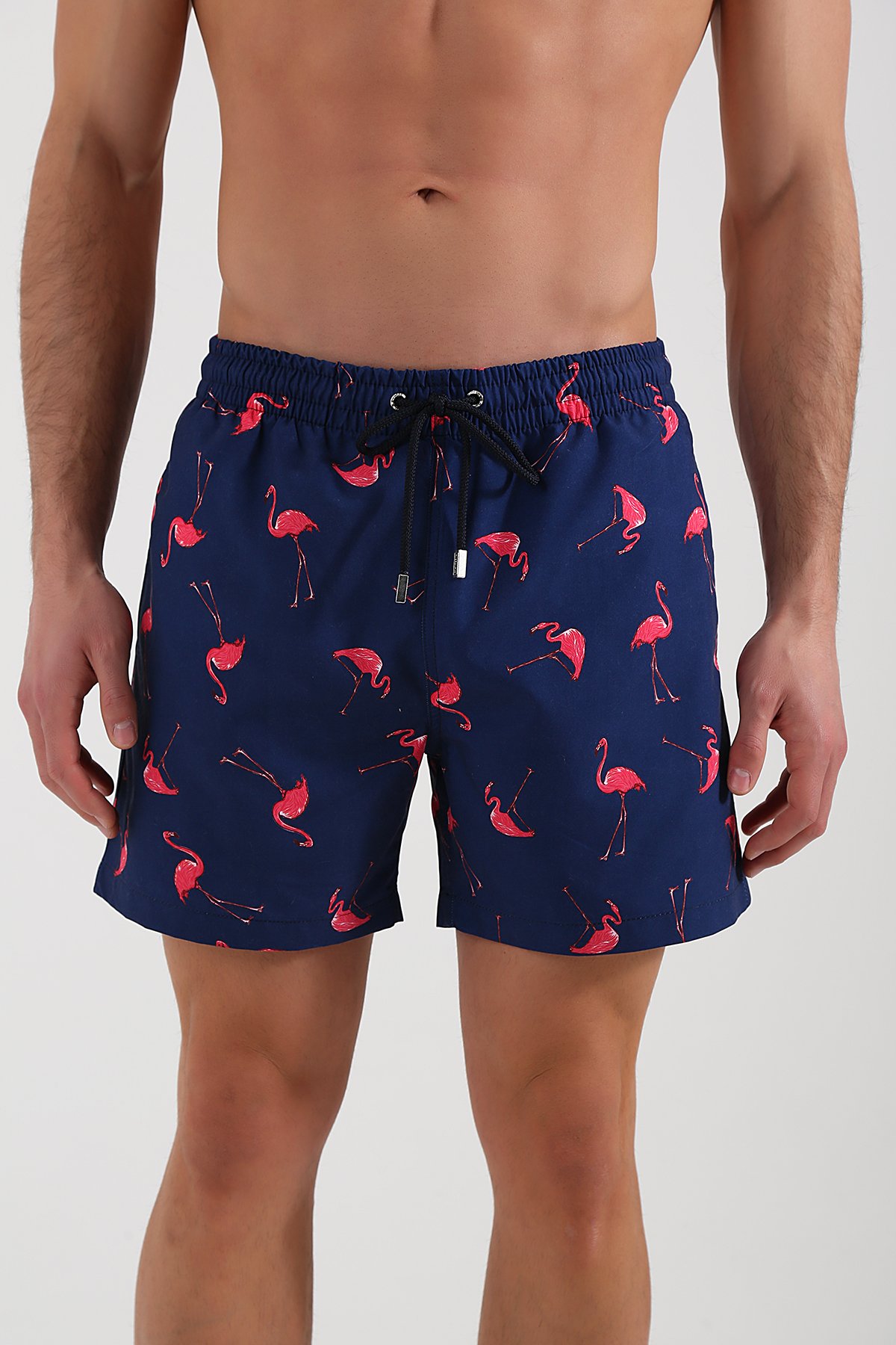 flamingo desenli yeşil deniz şortu