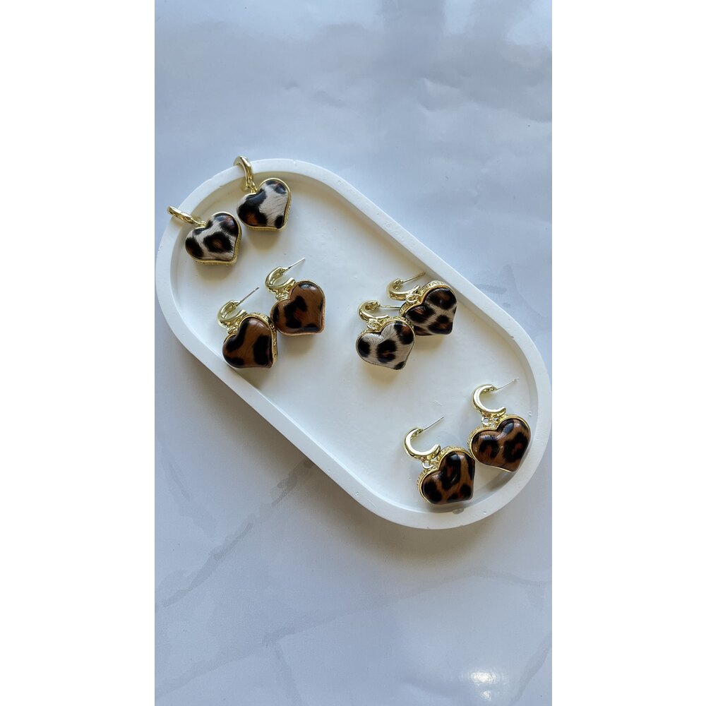 Leopar küpe