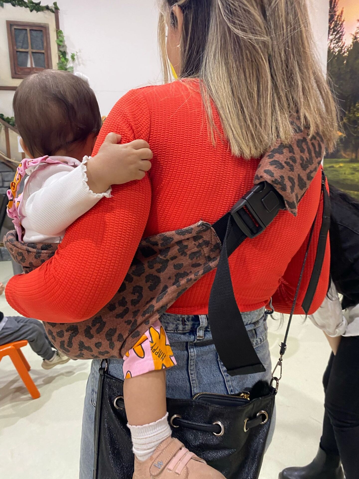 tinytrek Child Carrier-10 Ay-4 Yaş(max 18 kg)Kiremit Leopar Çocuk Taşıyıcı|Ana Kucağı-Sling-Yan Sling