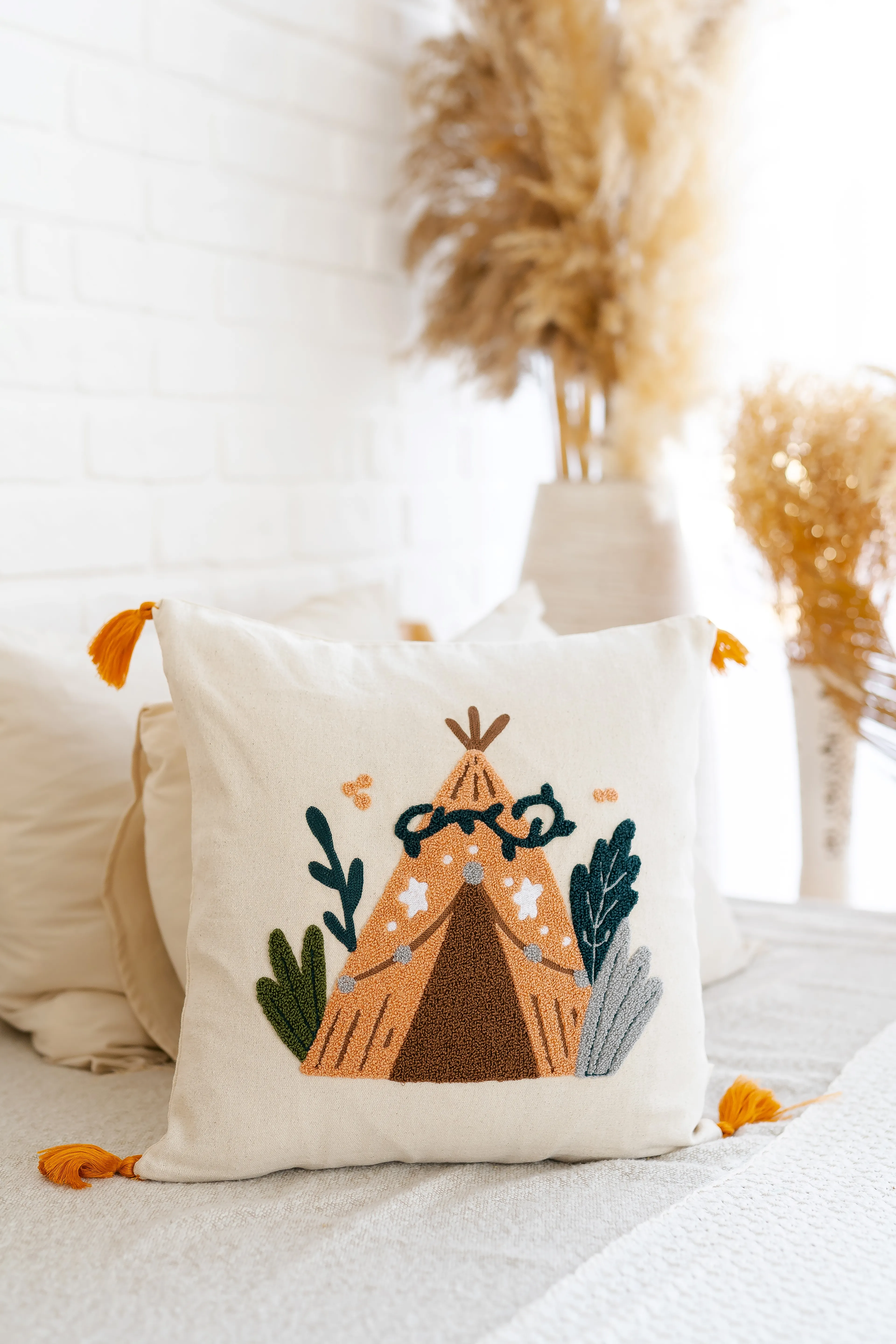 tinytrek El İşçiliği Cadır Desen Punch Çocuk Kırlenti – Buldan Dokuması (43x43 cm)