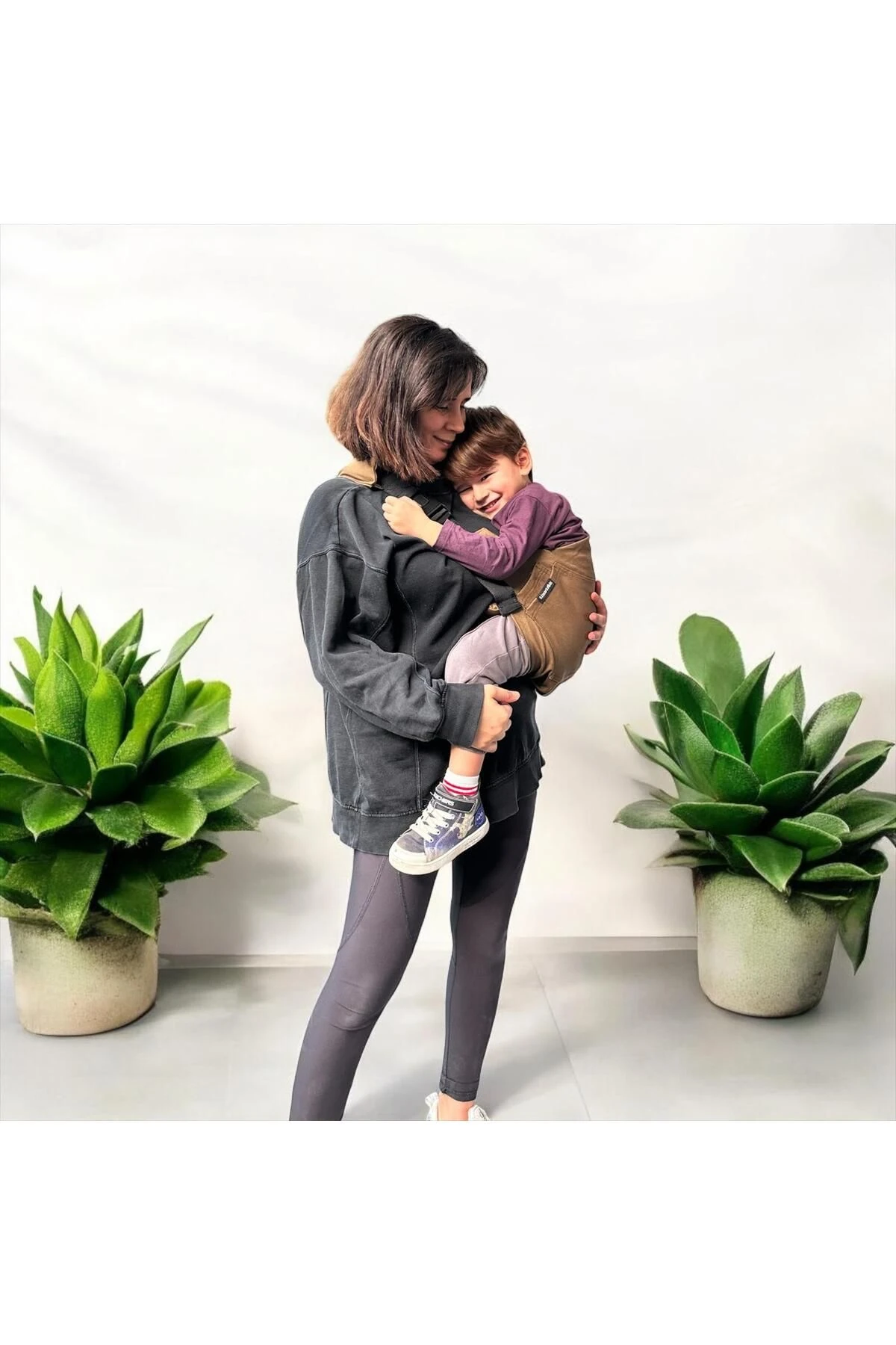 tinytrek Child Carrier-10 Ay-4 Yaş(max 18 kg)Soğuk Kahve Çocuk Taşıyıcı|Ana Kucağı-Sling-Yan Sling