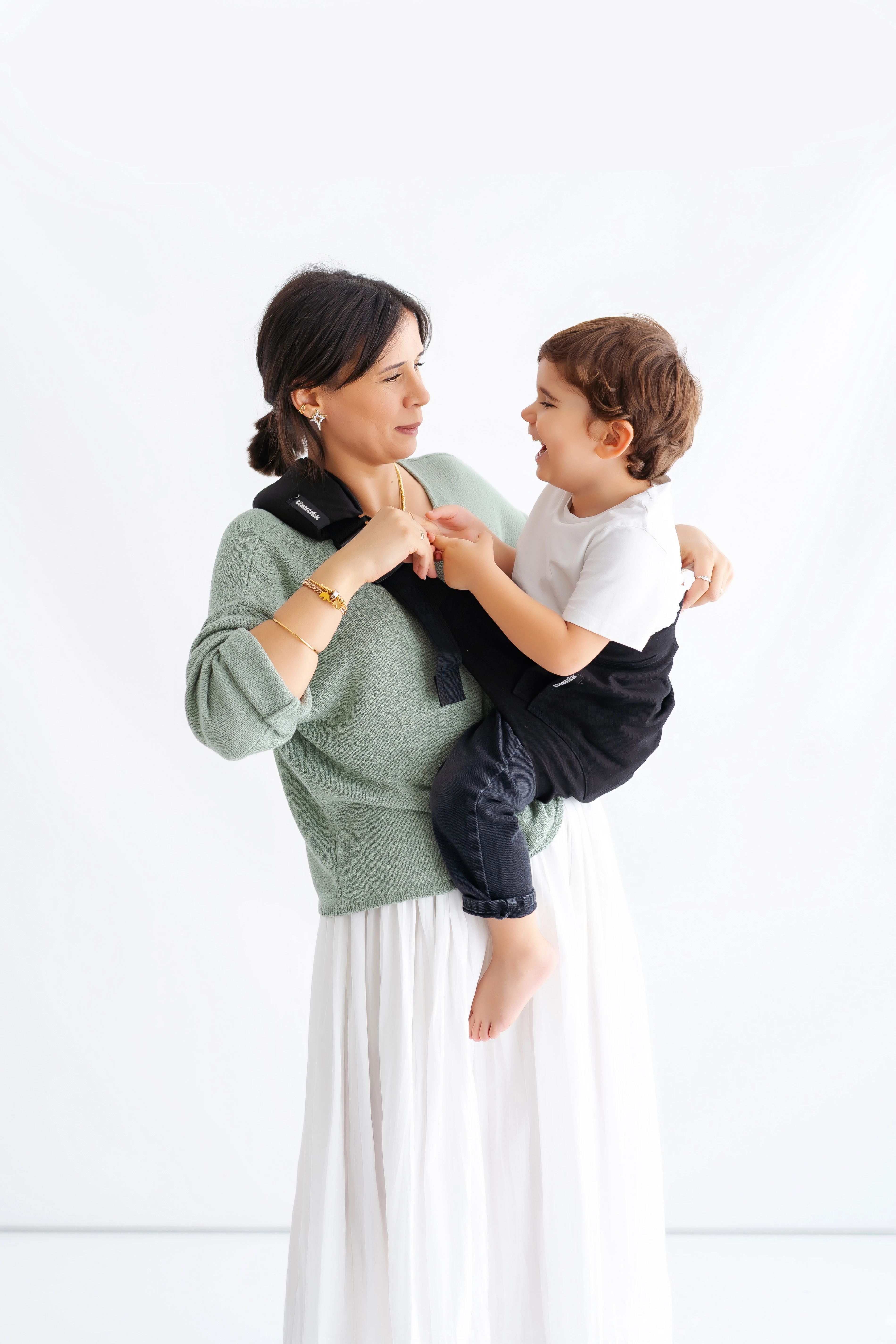 tinytrek Child Carrier-10 Ay-4 Yaş(max 18 kg)Siyah Çocuk Taşıyıcı|Ana Kucağı-Sling-Yan Sling