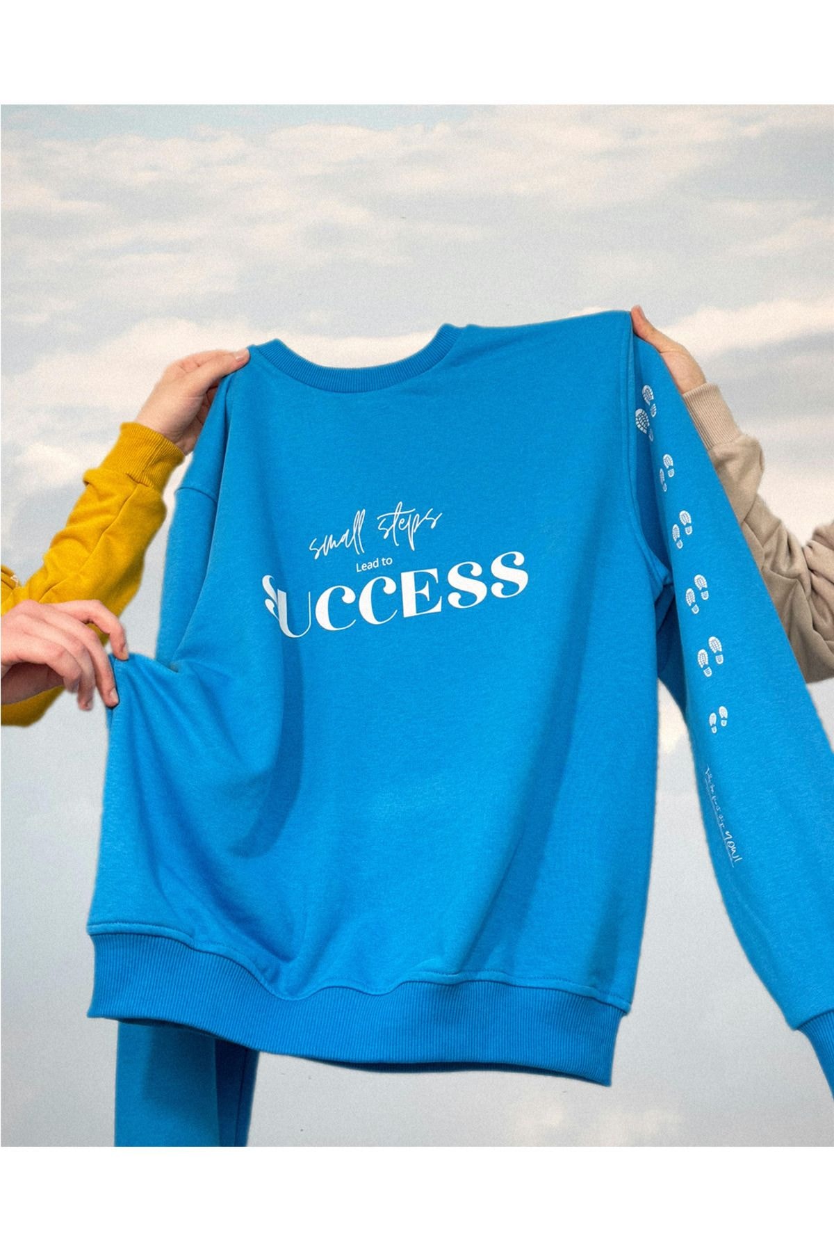 Mavi %100 Pamuk Oversize Sweatshirt | “Small Steps Lead To Success” 