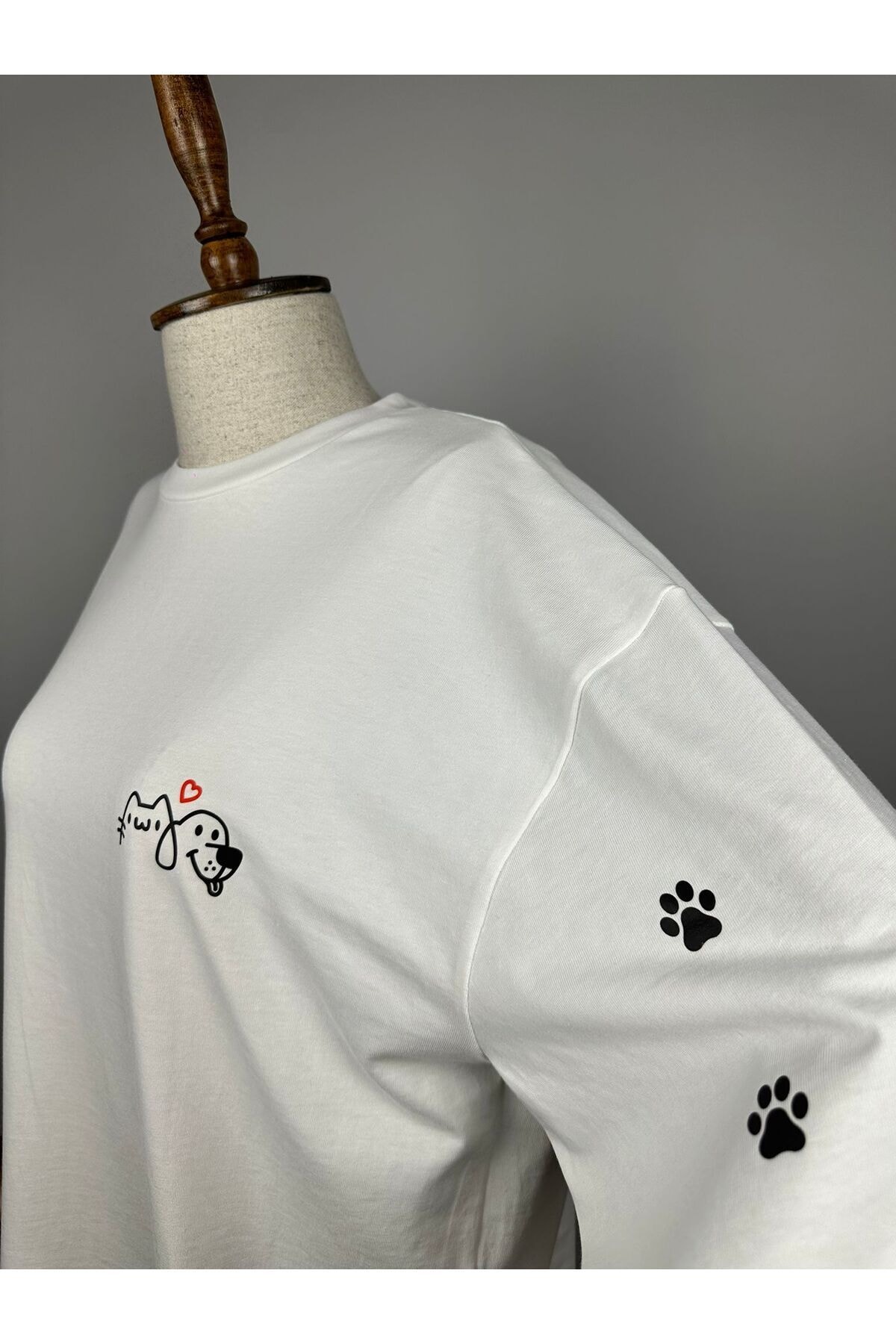 Paw Love Oversize %100 Pamuk Tişört | Pati Aşkı