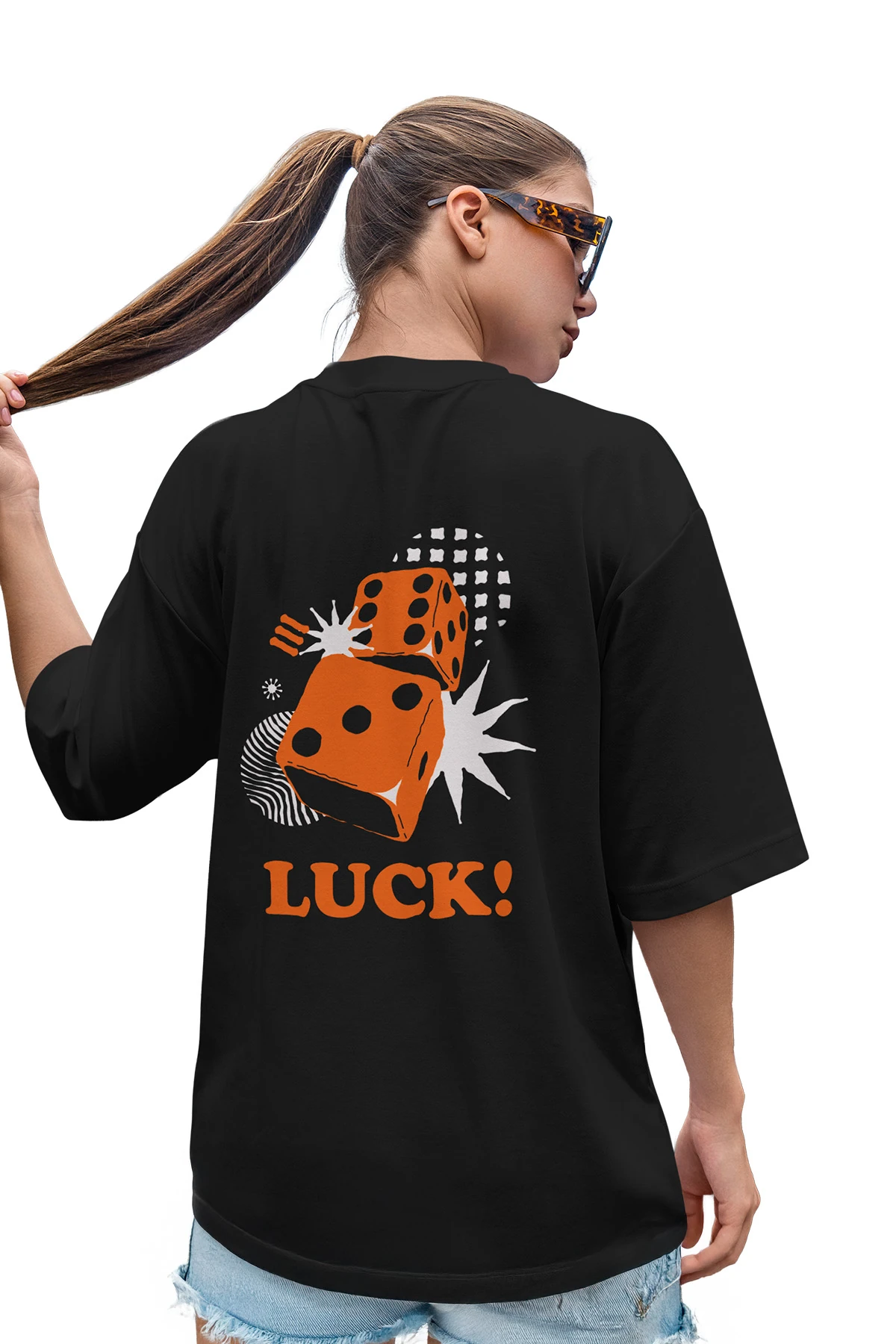 HUMO “Luck!” Zar İllüstrasyon Oversize Tişört (%100 Pamuk, Unisex)