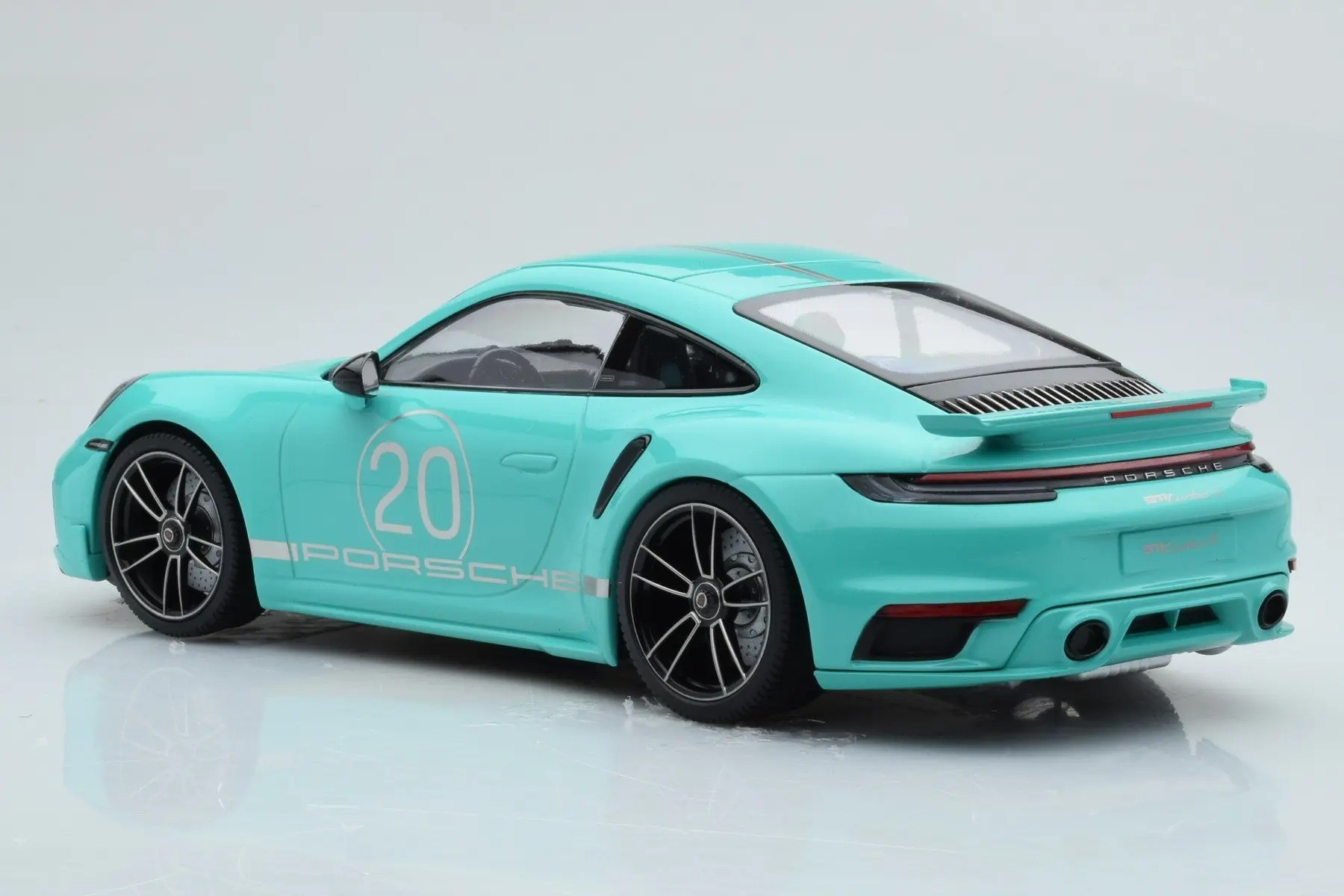 2021 Porsche 911 Turbo S Coupe Sport Design