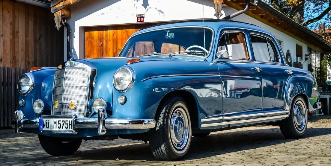 1959 Mercedes Benz 220S Sedan - W180