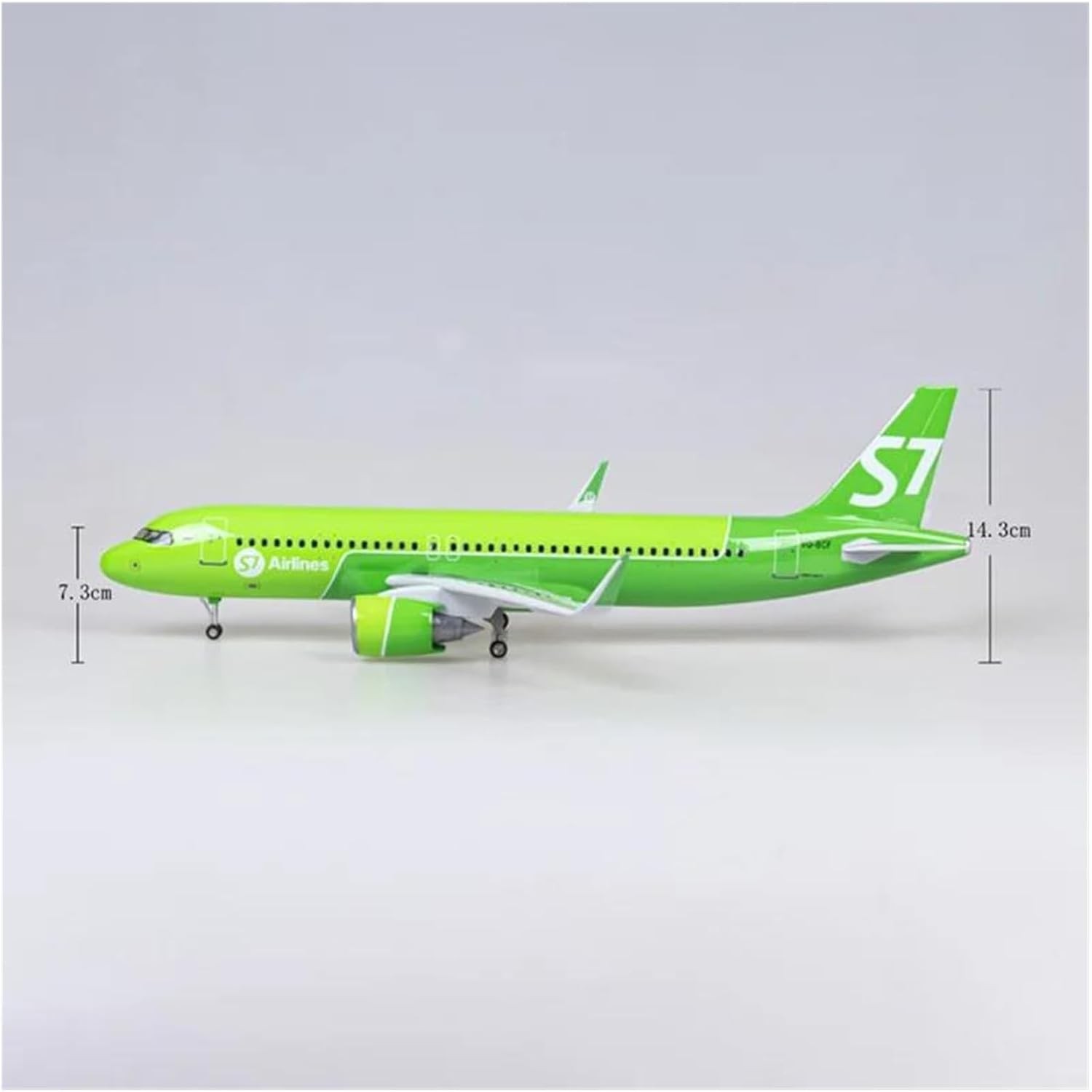 Siberia Airlines  A320 - 47 cm