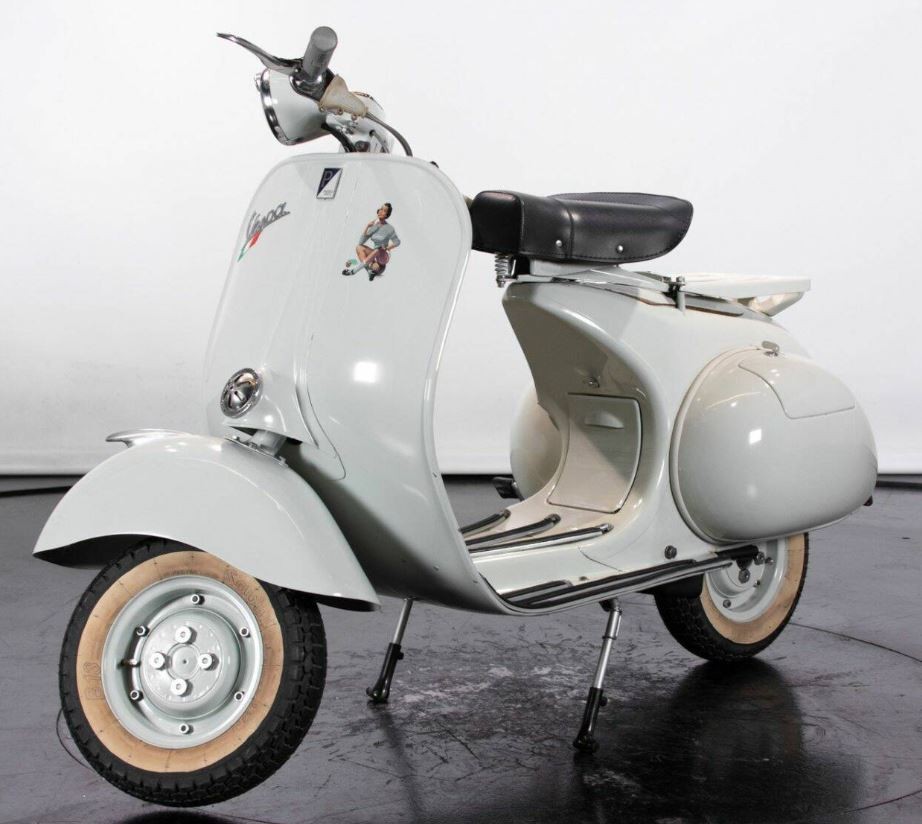 1956 Vespa 150  - Ölçek : 1/18