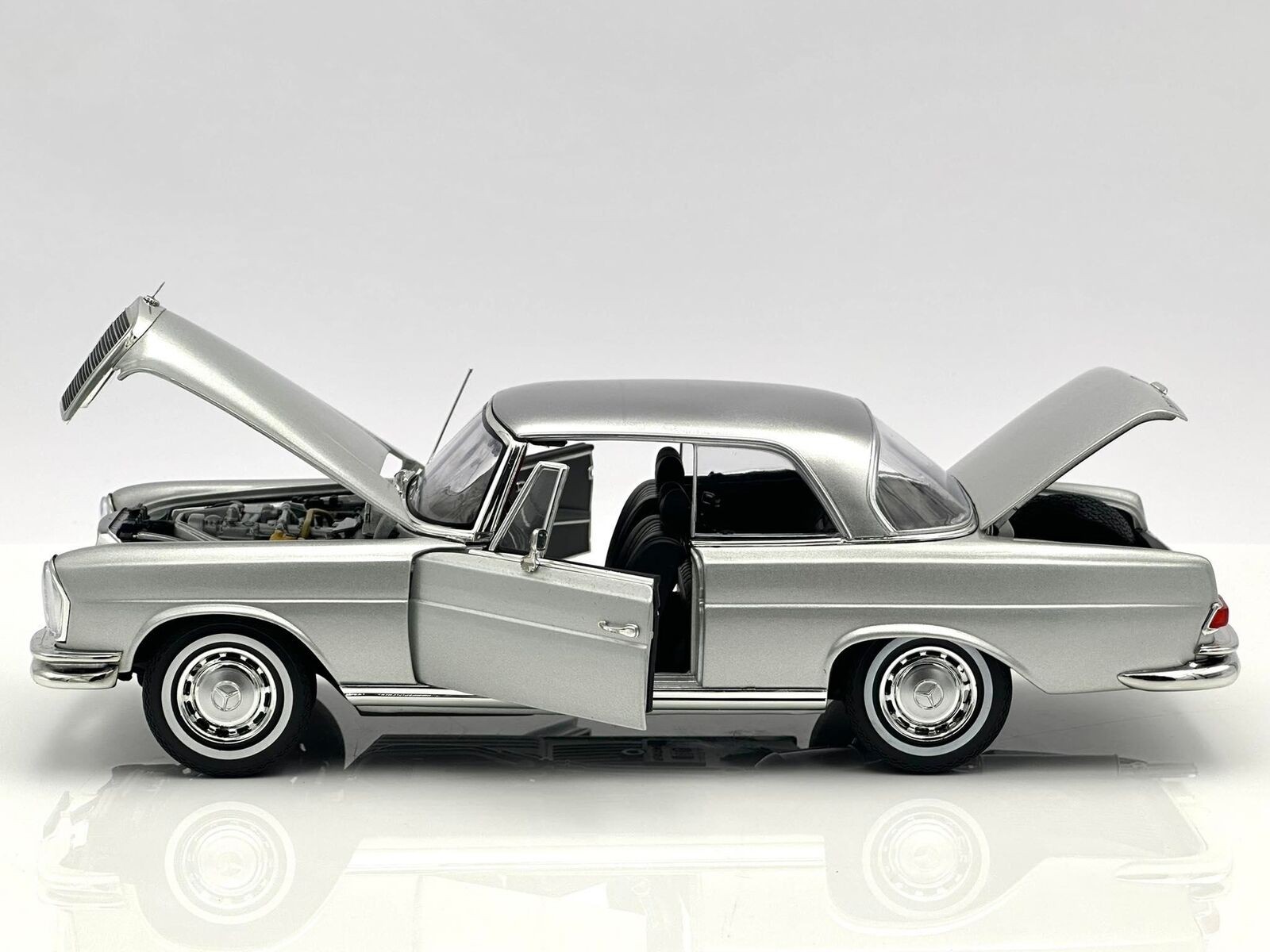 1969 Mercedes Benz 250 SE Coupe W111