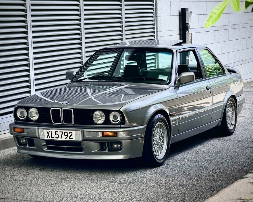 1989 BMW E30 325İ Sedan