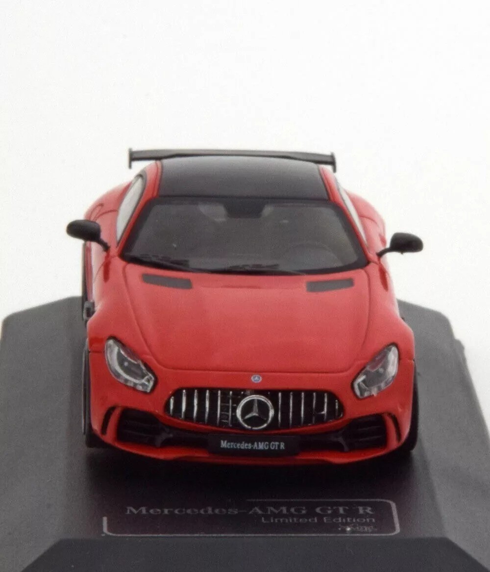 2018 Mercedes Benz AMG GTR - Ölçek : 1/43