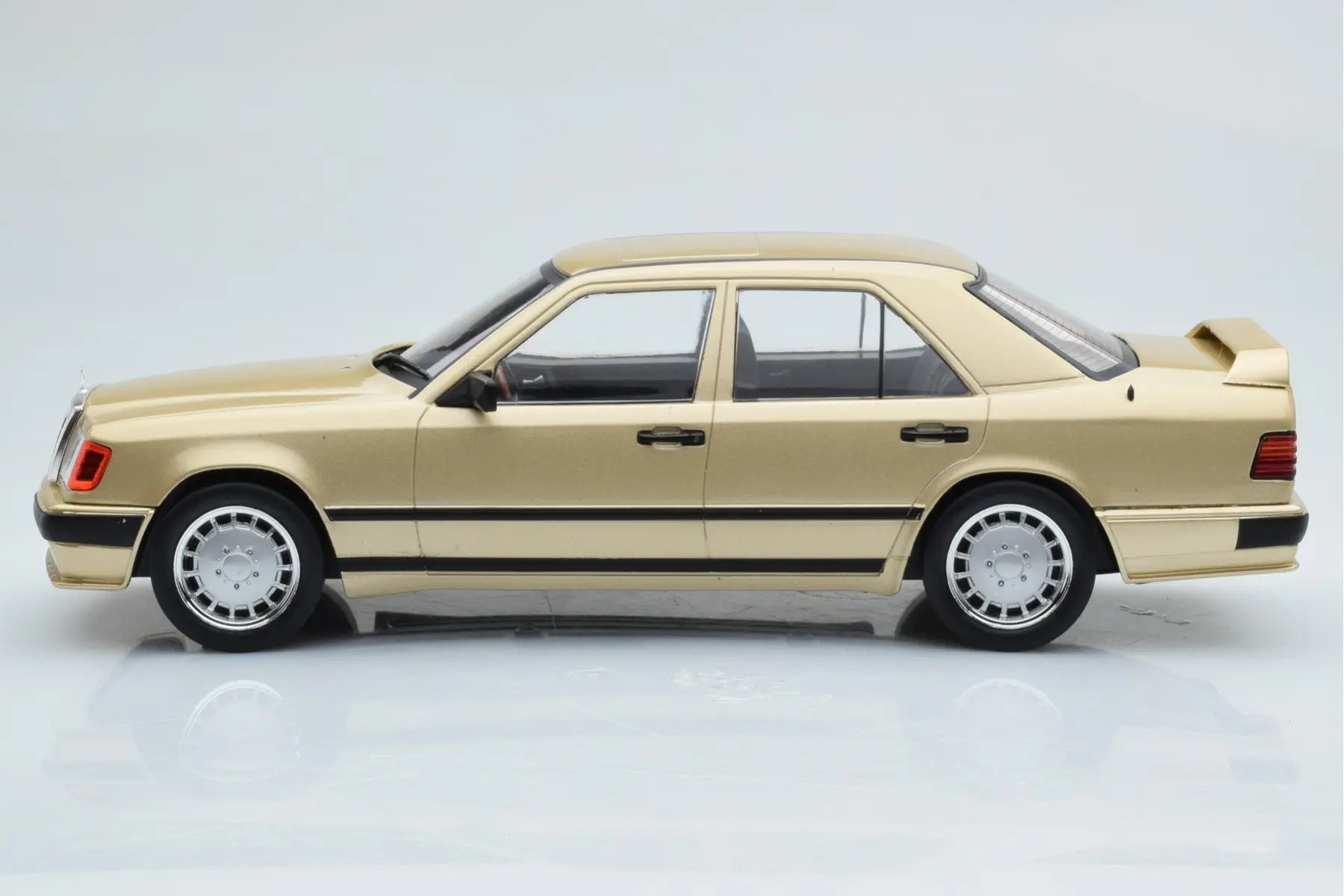 1986 Mercedes Benz W124 Tuning 