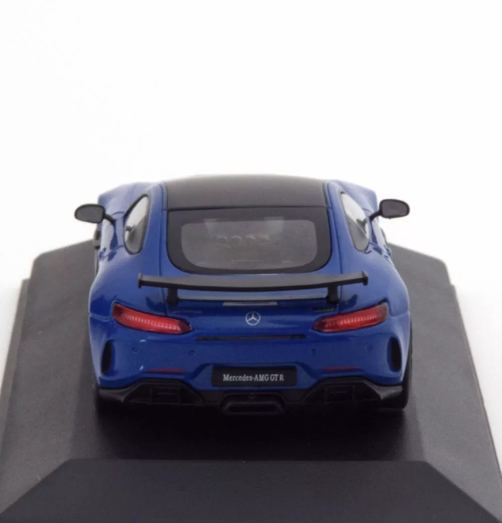 2018 Mercedes Benz AMG GTR - Ölçek : 1/43