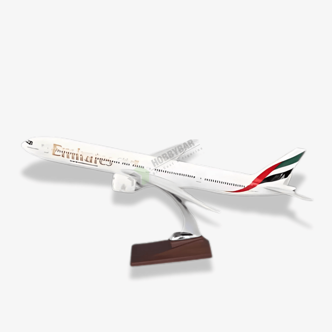 Emirates Airlines Boeing 777-300 - 47 cm