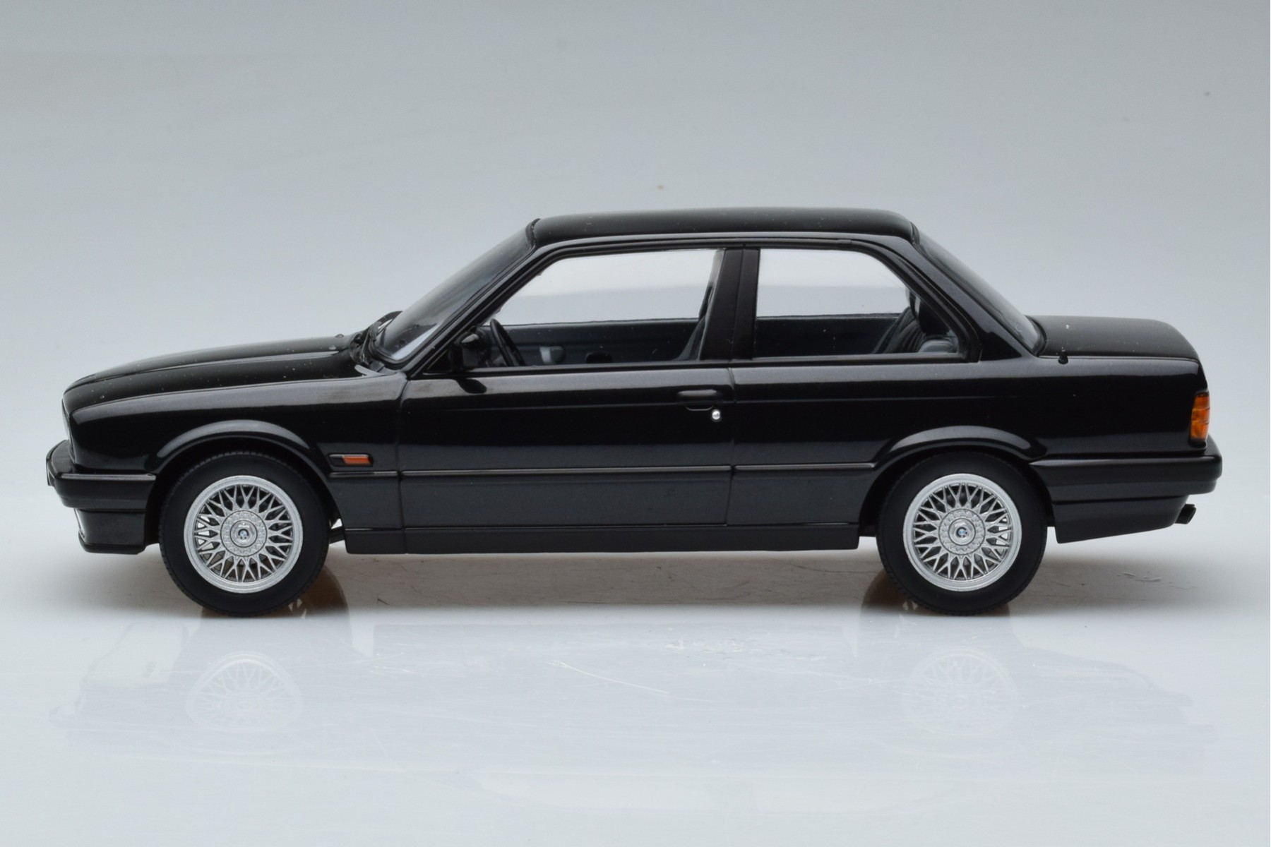 1988 BMW 325i E30 