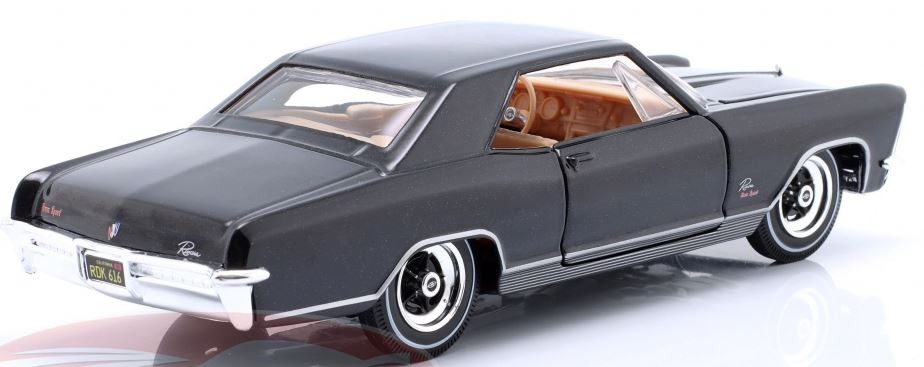 1965 Buick Riviera - Ölçek : 1/26