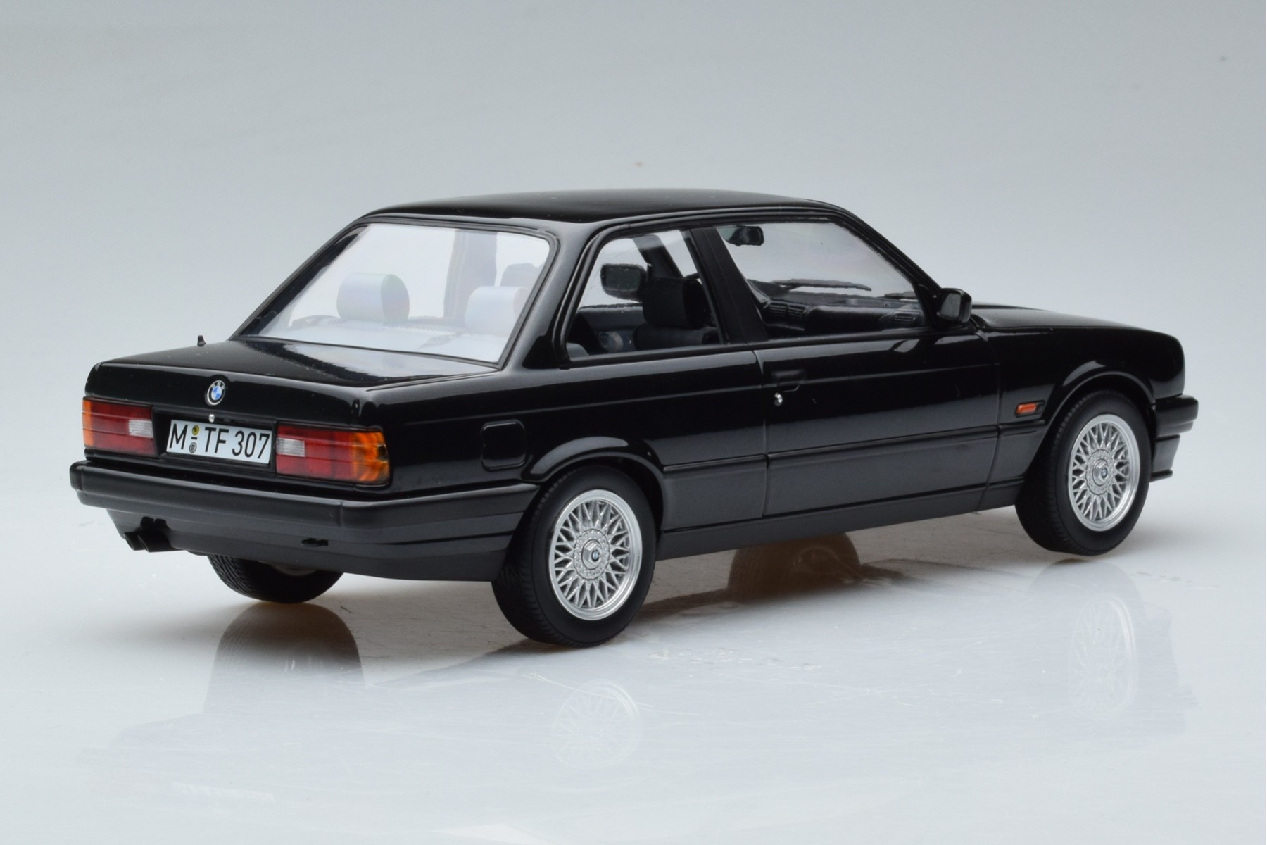 1988 BMW 325i E30 