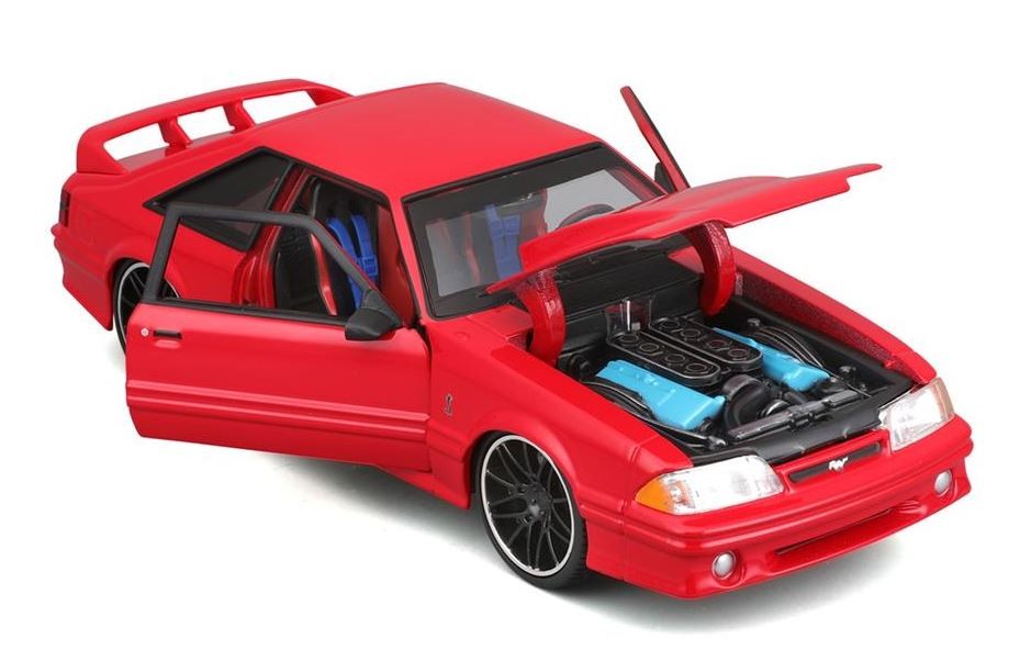 1993 Ford Mustang SVT Cobra - Ölçek : 1/24