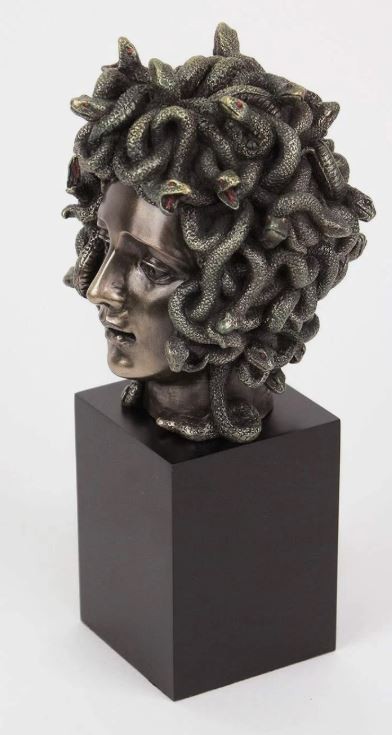 Yılanlı Güzel Medusa - 21 cm