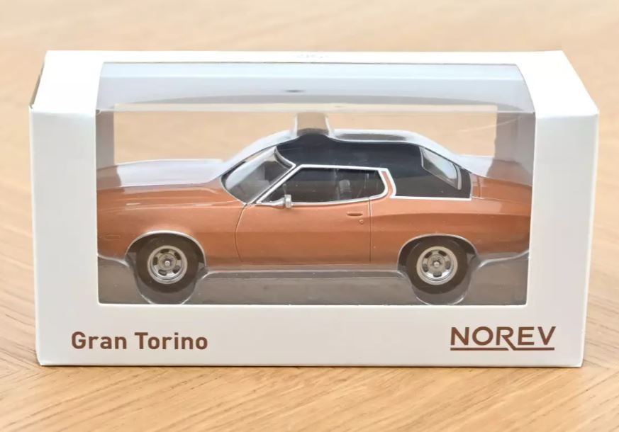 1974 Ford Gran Torino - Ölçek : 1/43