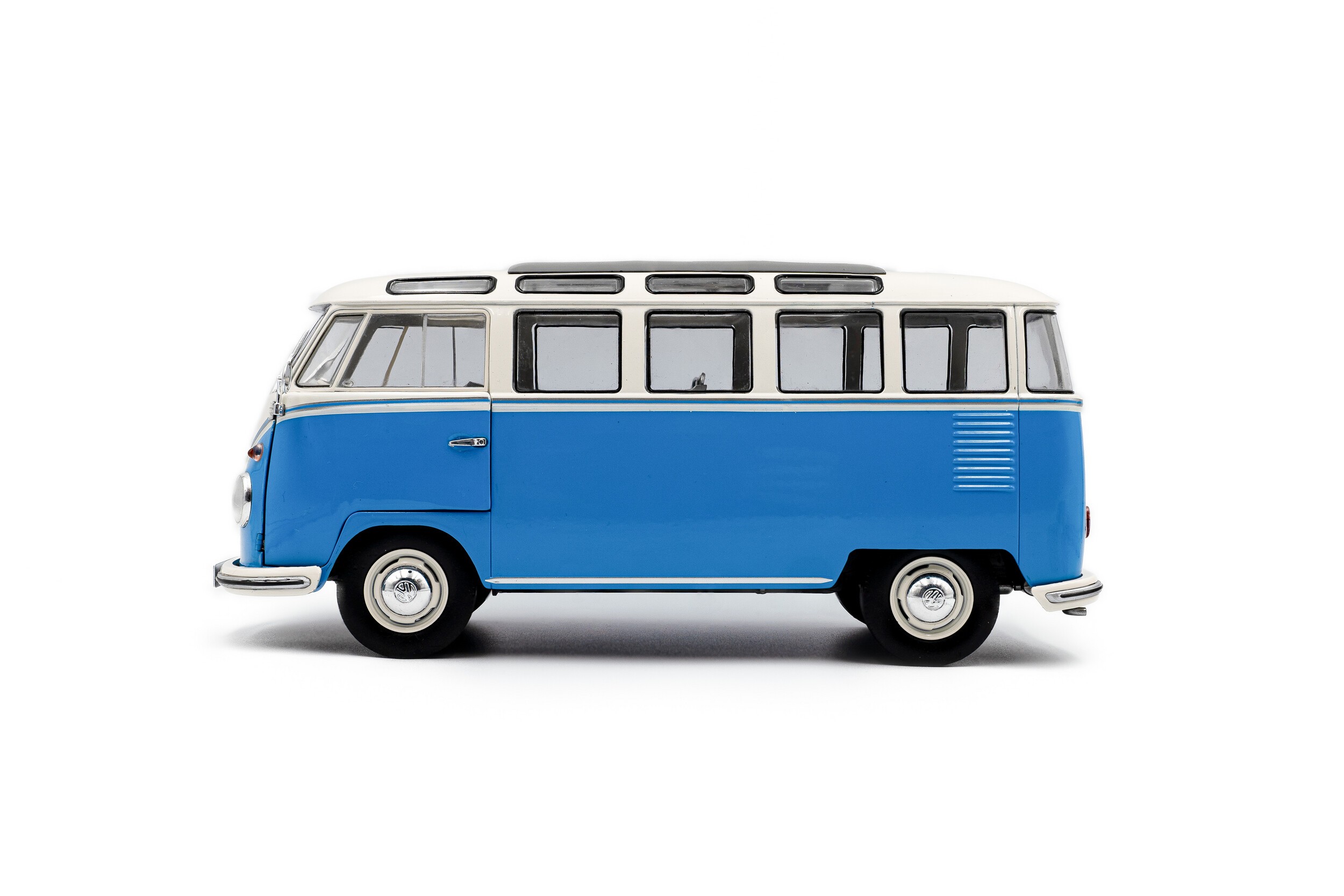 1962 Volkswagen T1 Samba Bus