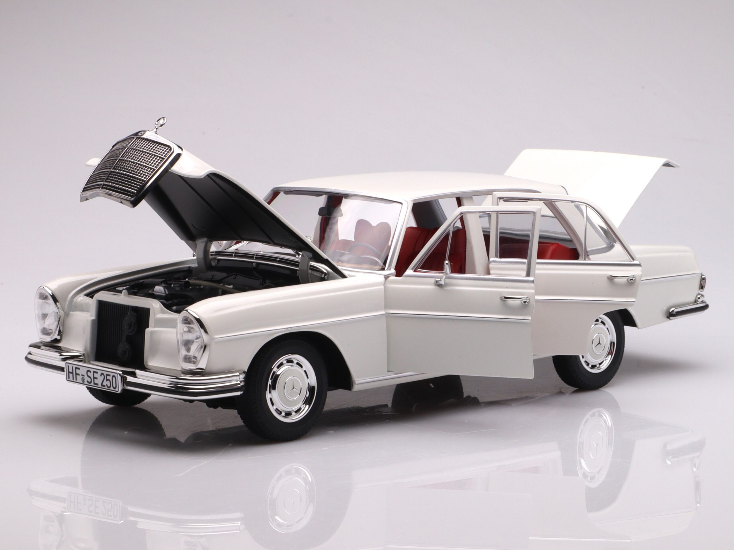 1967 Mercedes Benz 250 SE Limousine W 108